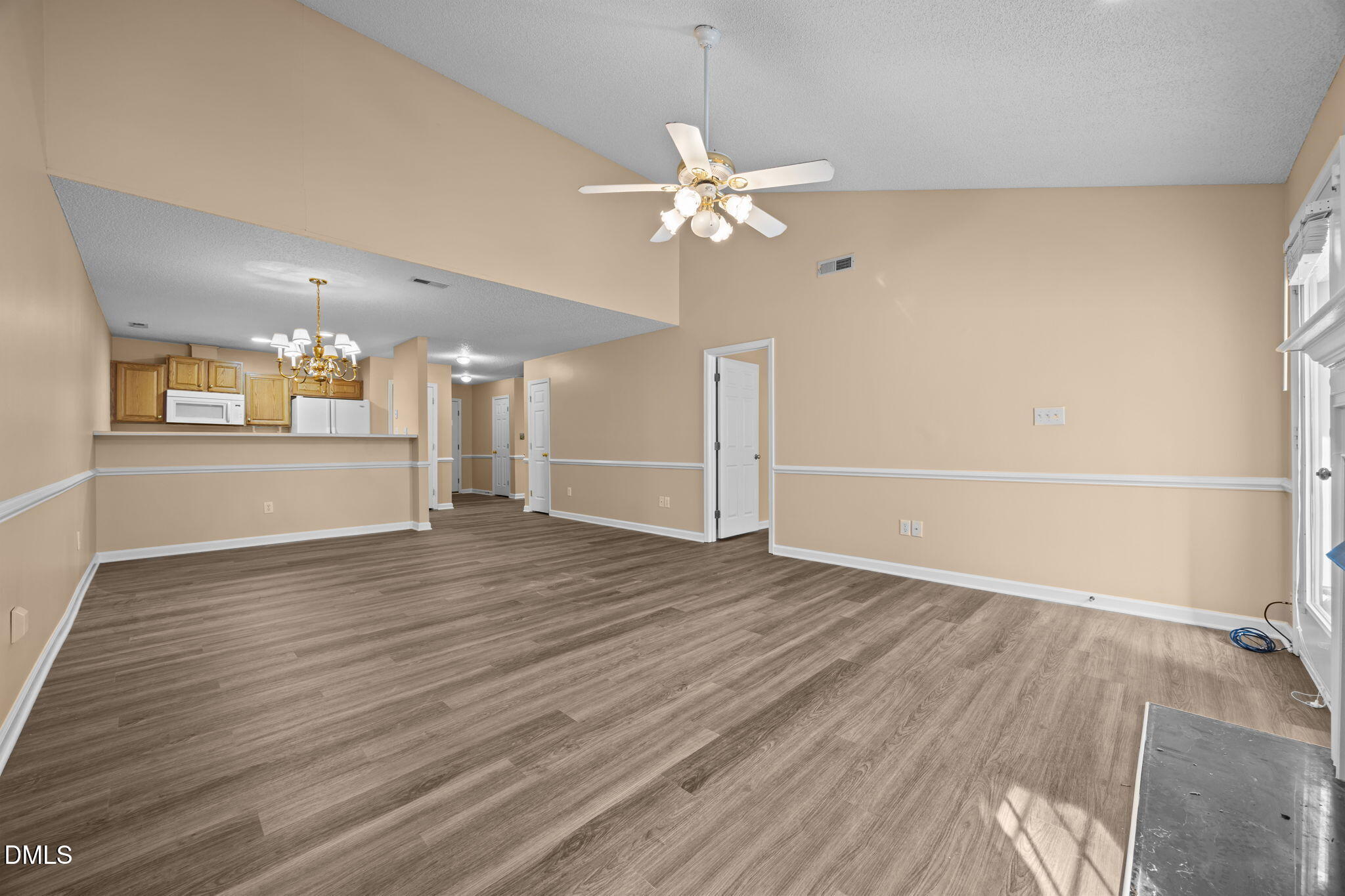 101 Fairwoods Court Property Photo 17
