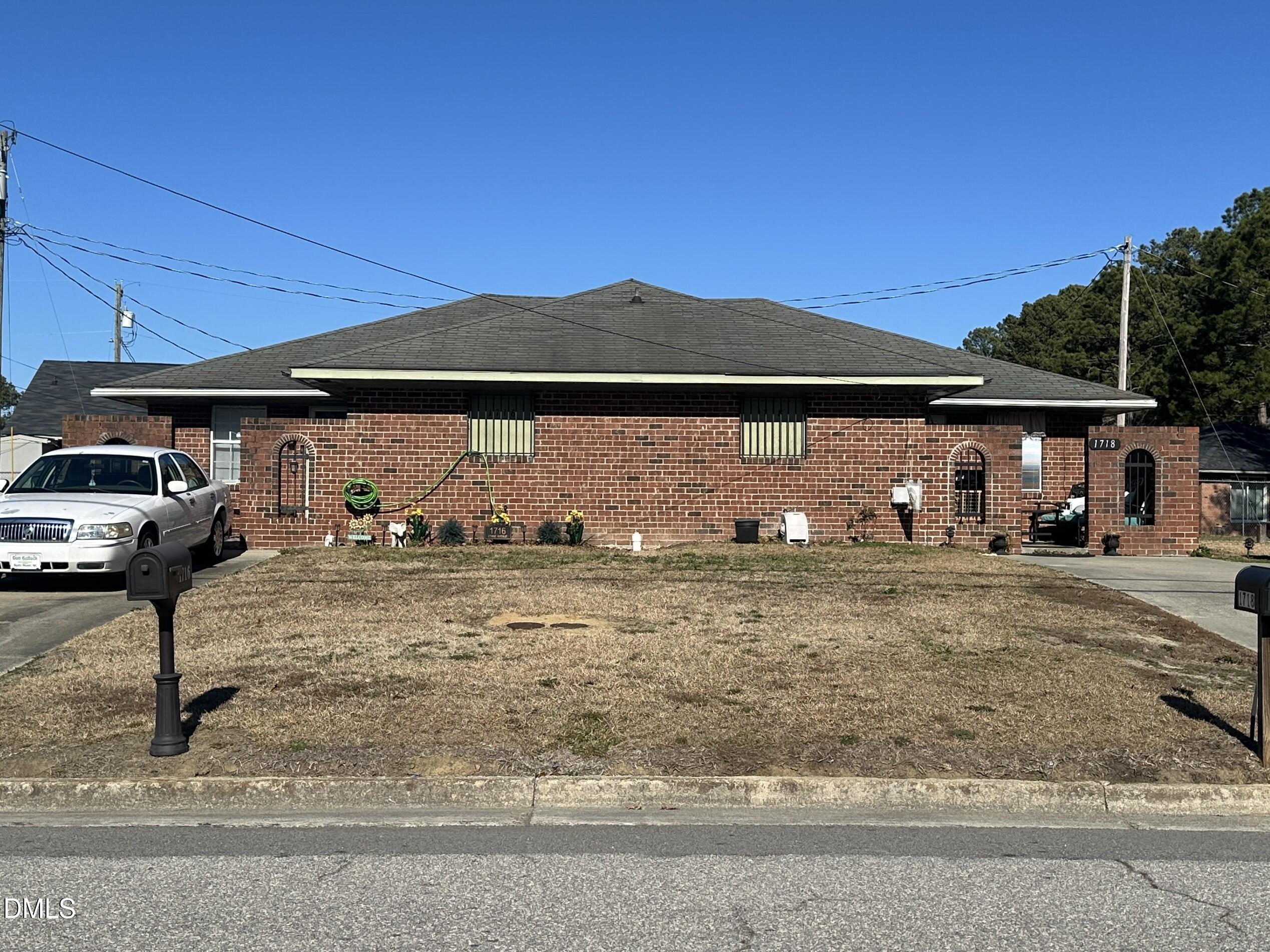 1716 Lynne Avenue Property Photo 1