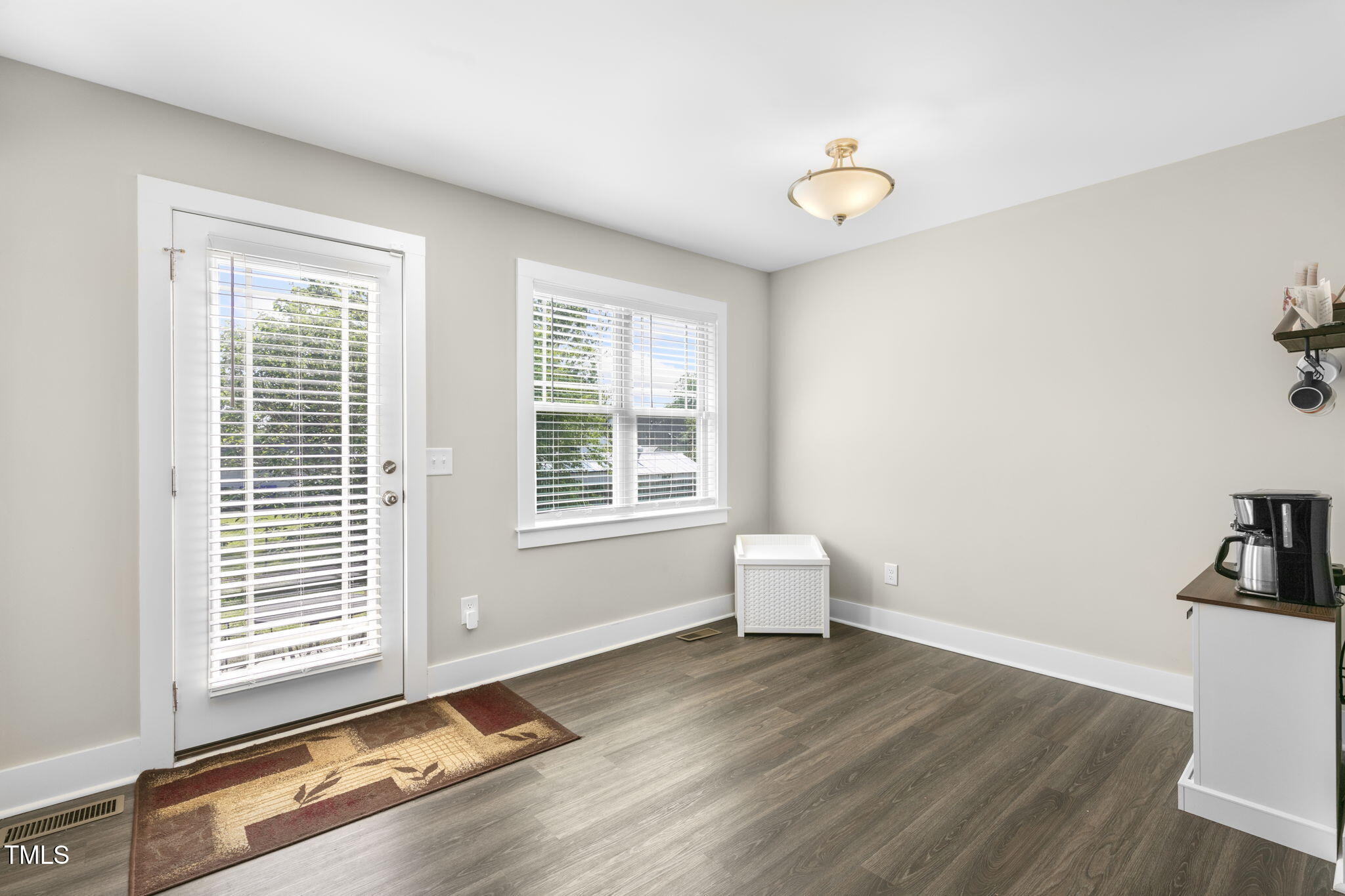 355 S Church Street Property Photo 15