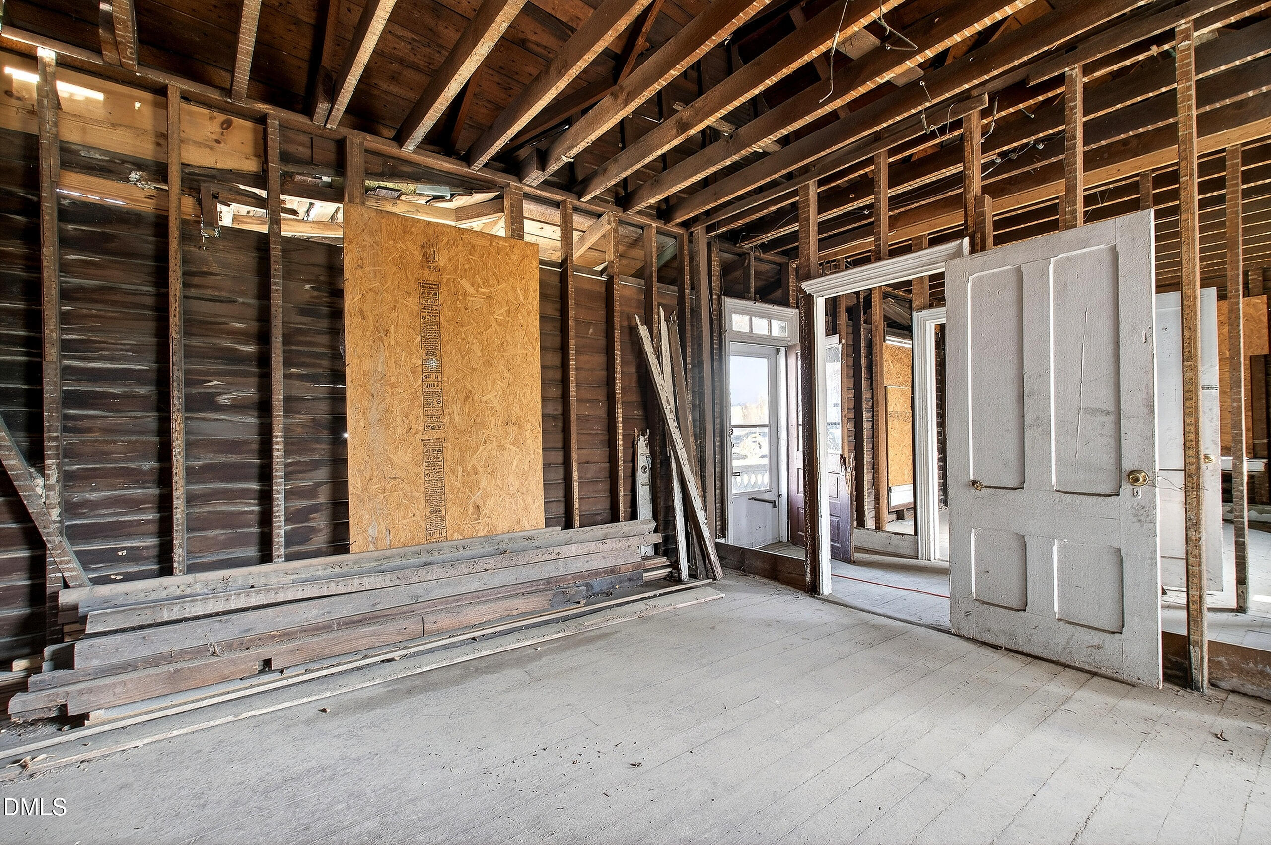316 E Cabarrus Street Property Photo 9