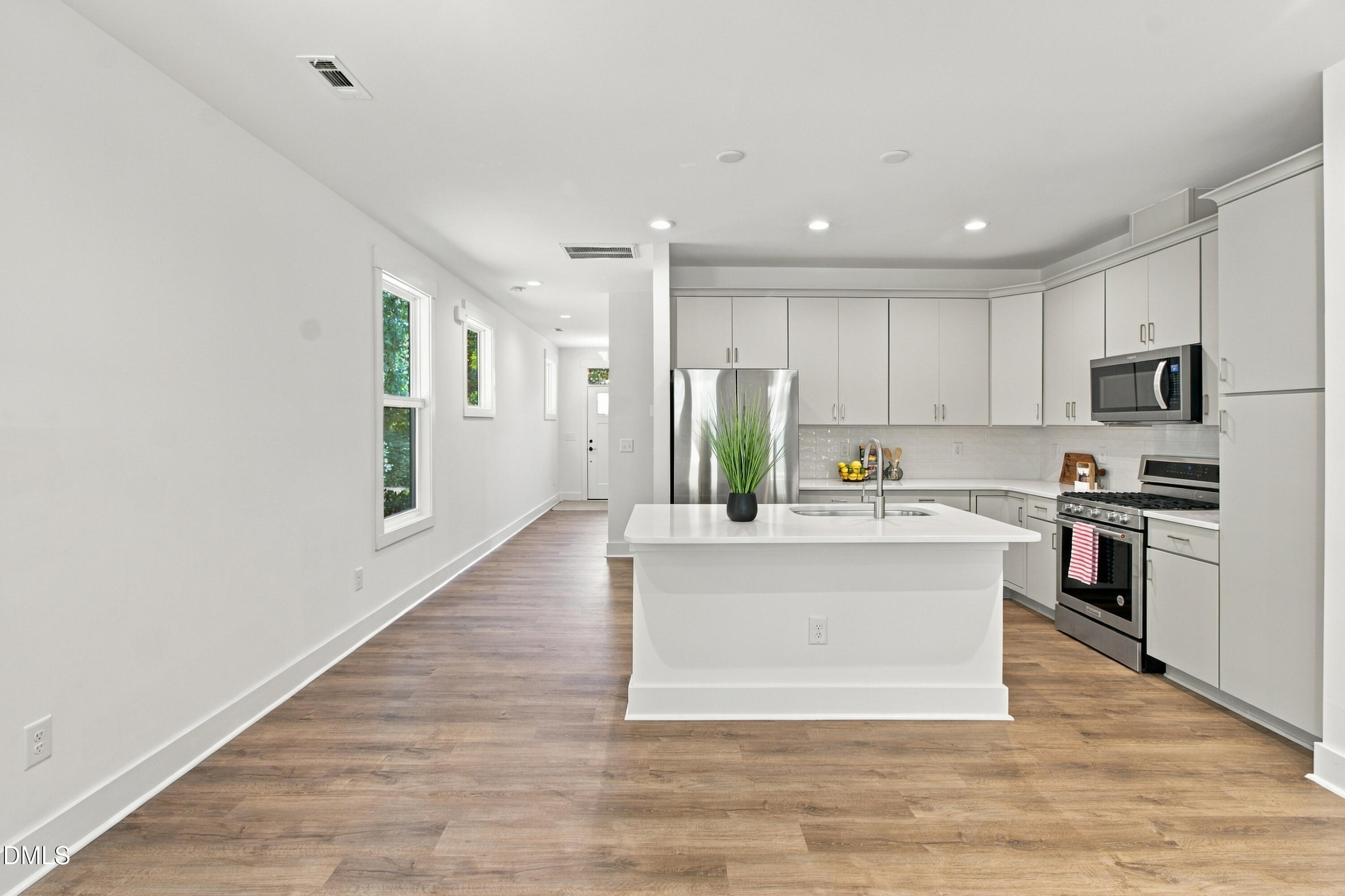 4019 Emerald Green Road Property Photo 6