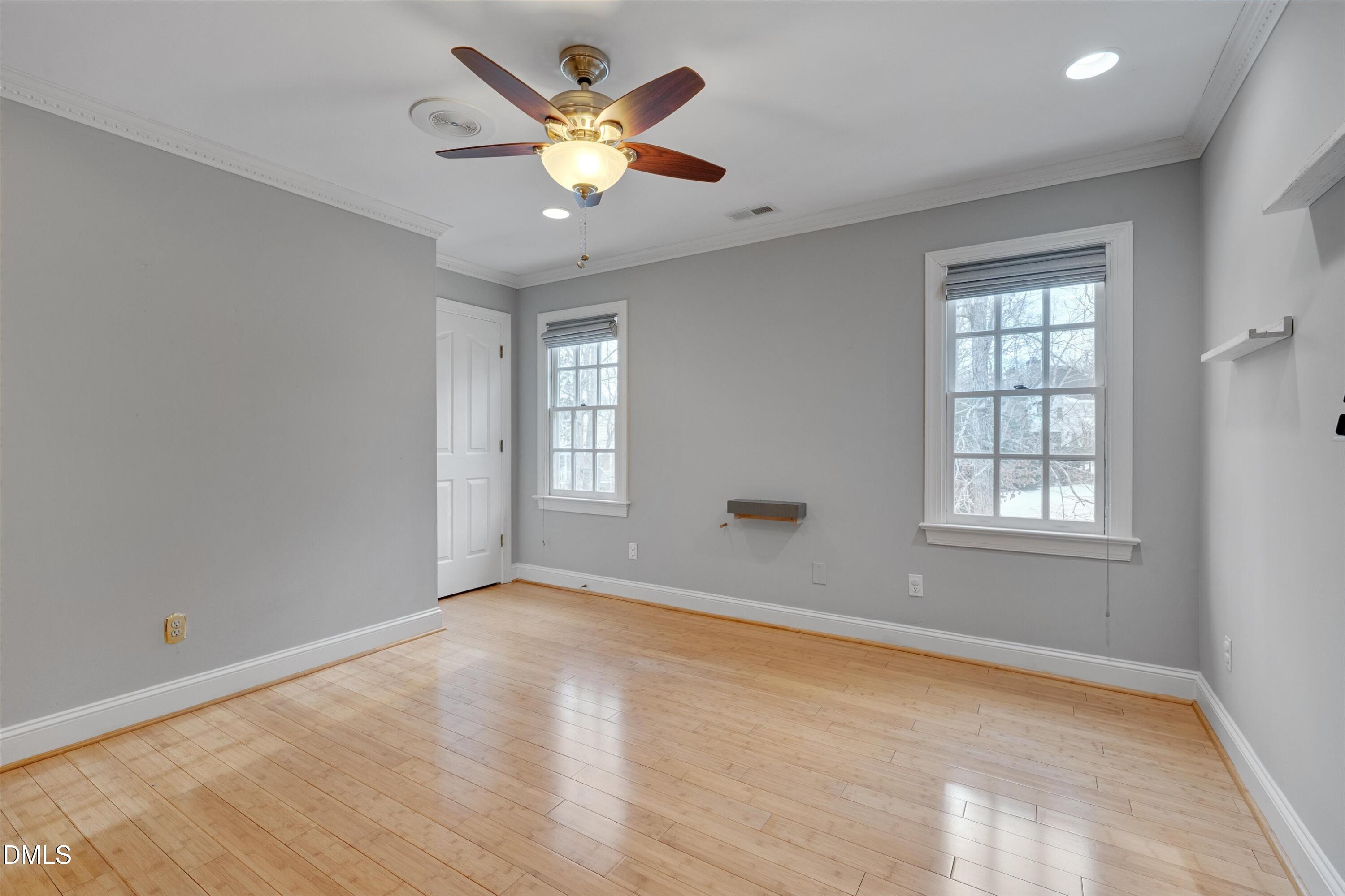 101 Abbotsford Court Property Photo 47