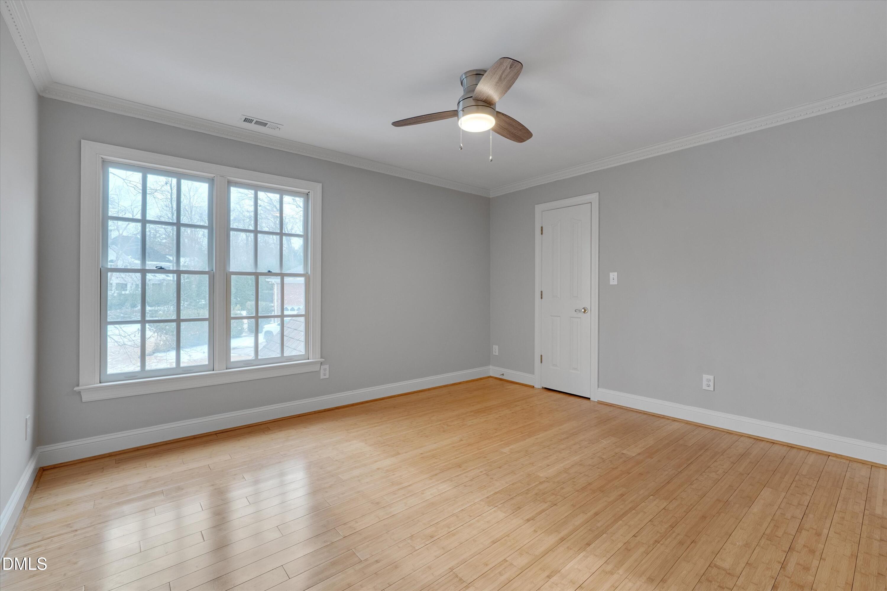 101 Abbotsford Court Property Photo 48