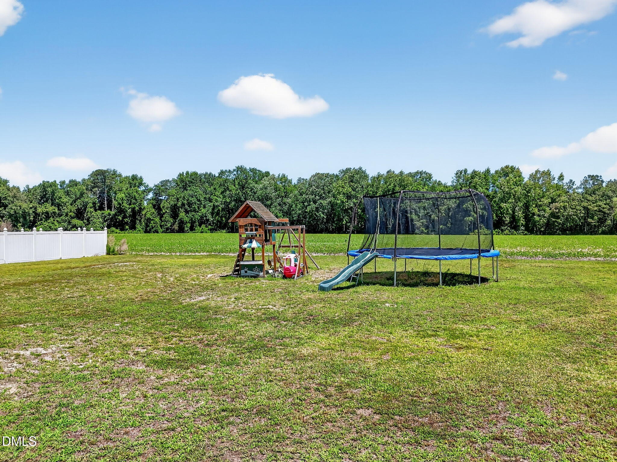 414 Fallingbrook Drive Property Photo 39