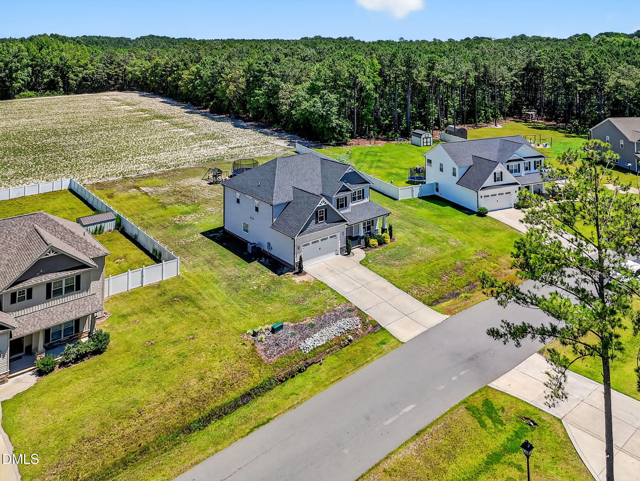 414 Fallingbrook Drive Property Photo 43