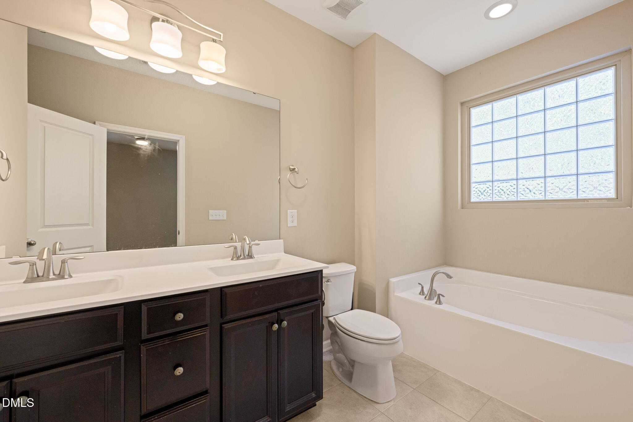 502 Libson Street Property Photo 23