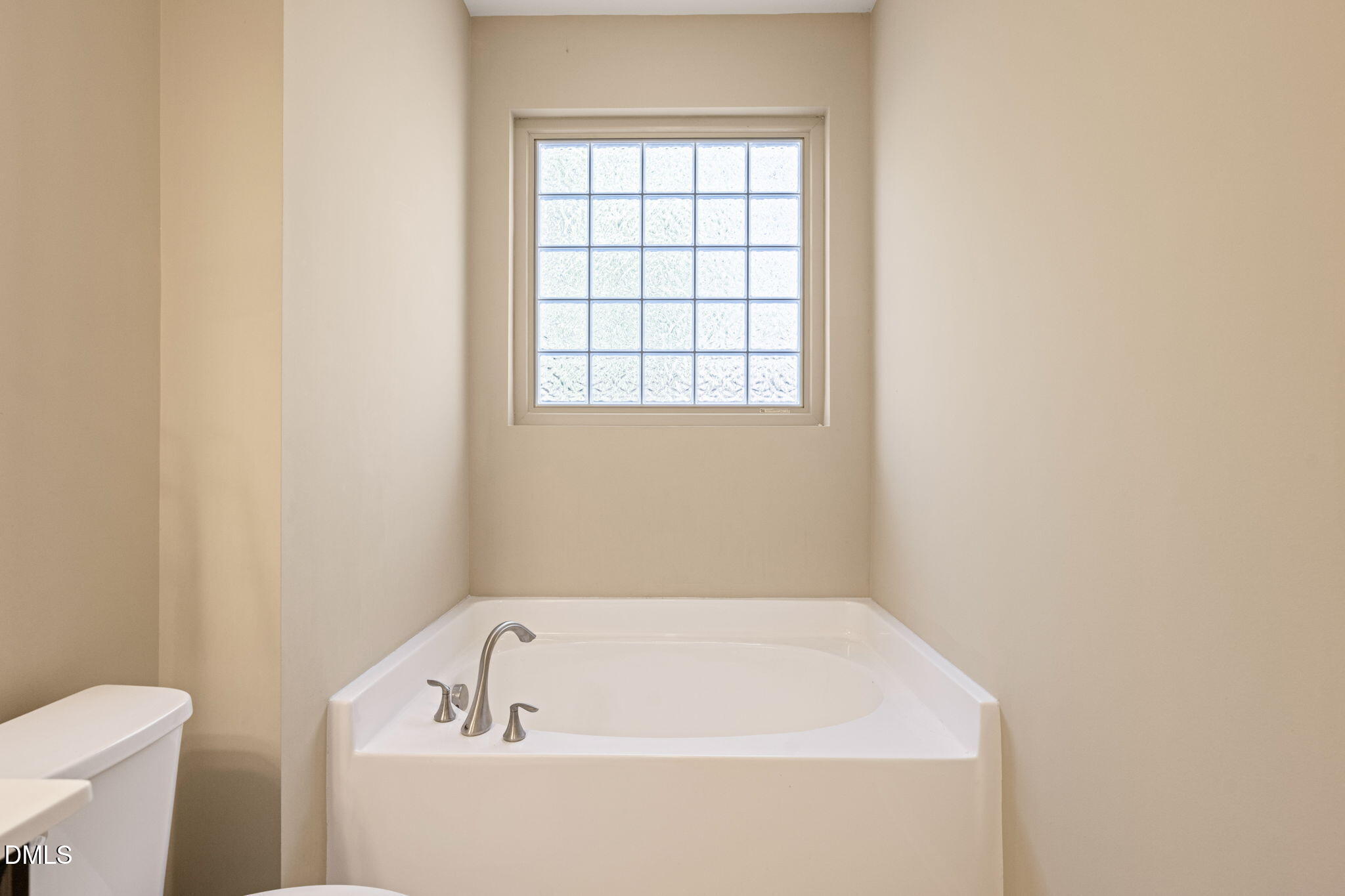 502 Libson Street Property Photo 24