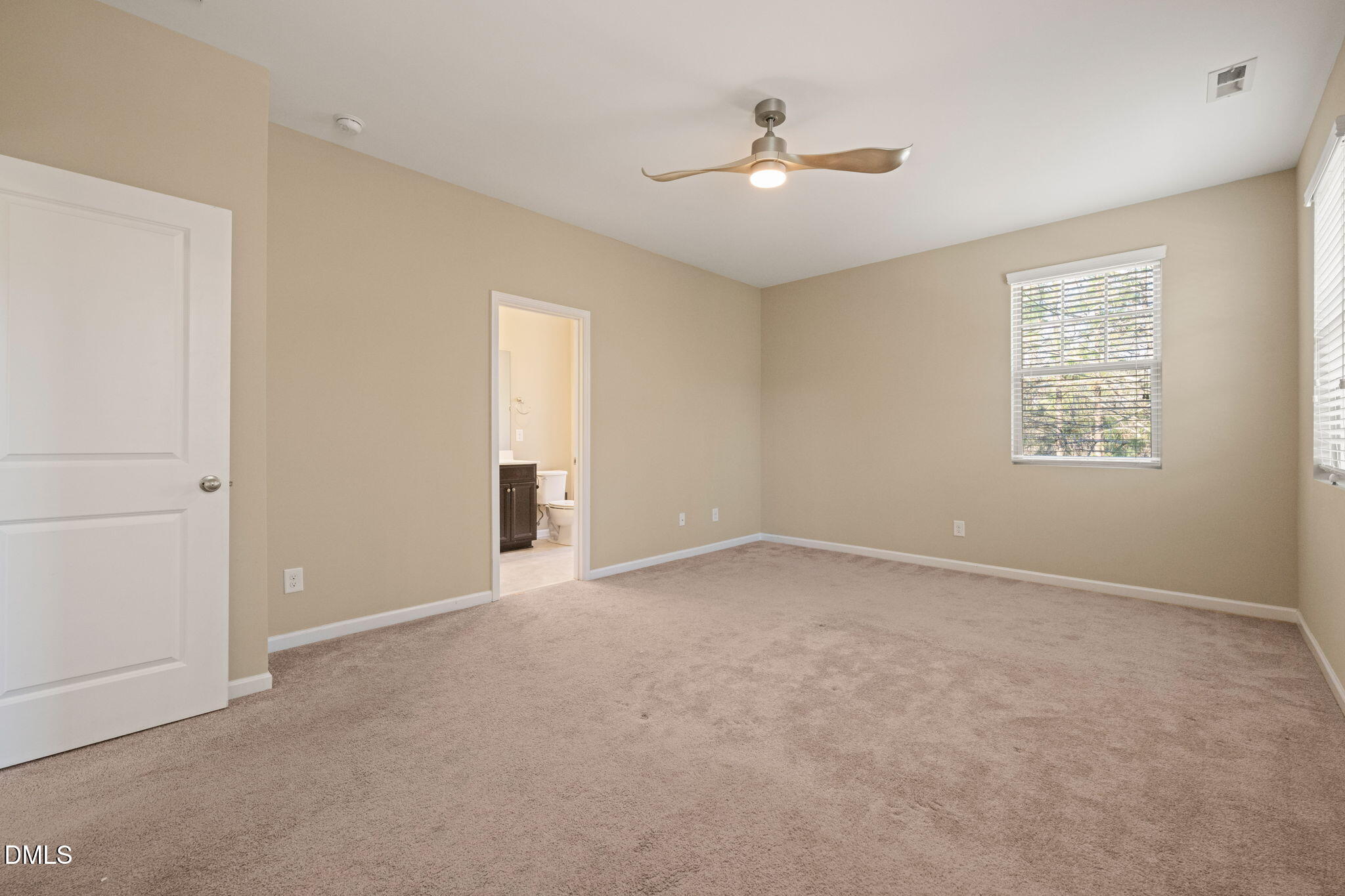 502 Libson Street Property Photo 32