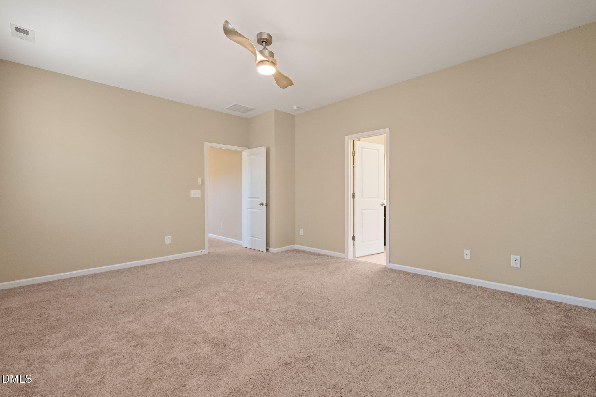 502 Libson Street Property Photo 33