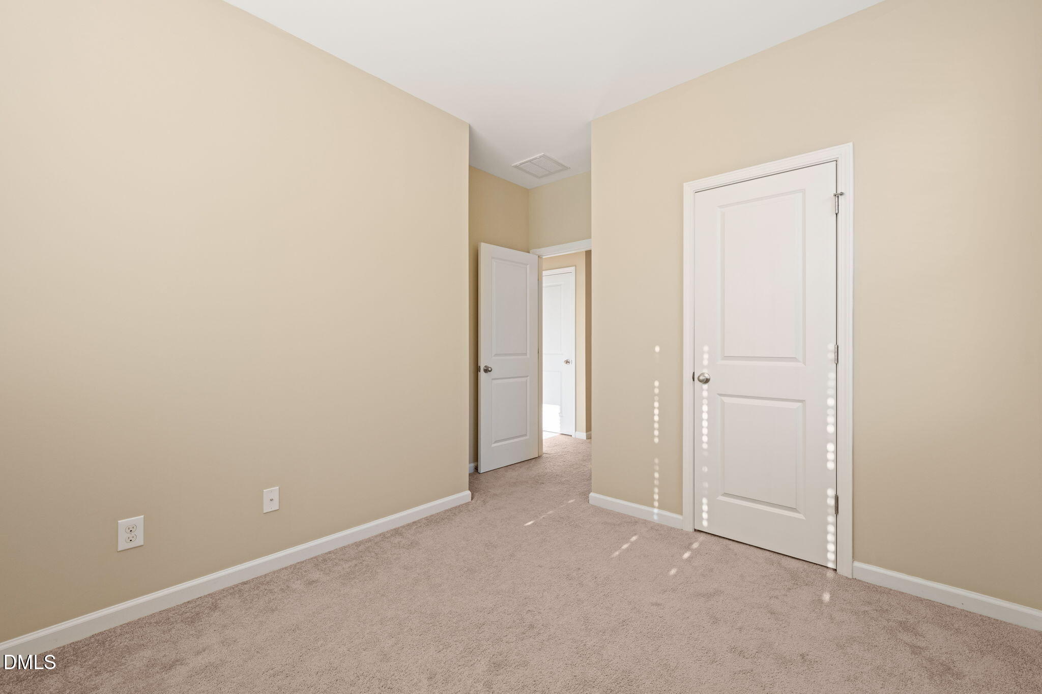 502 Libson Street Property Photo 34