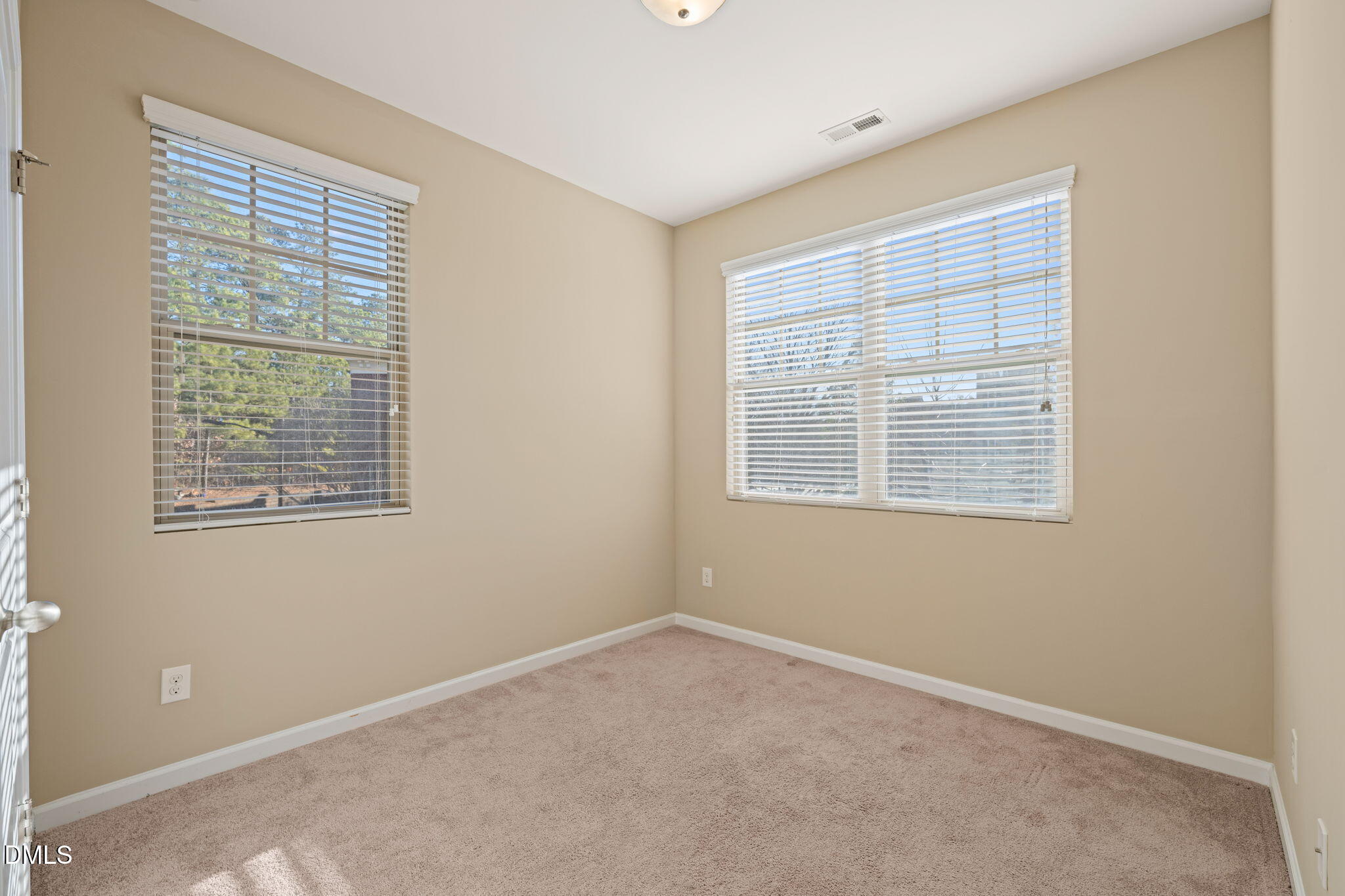 502 Libson Street Property Photo 35