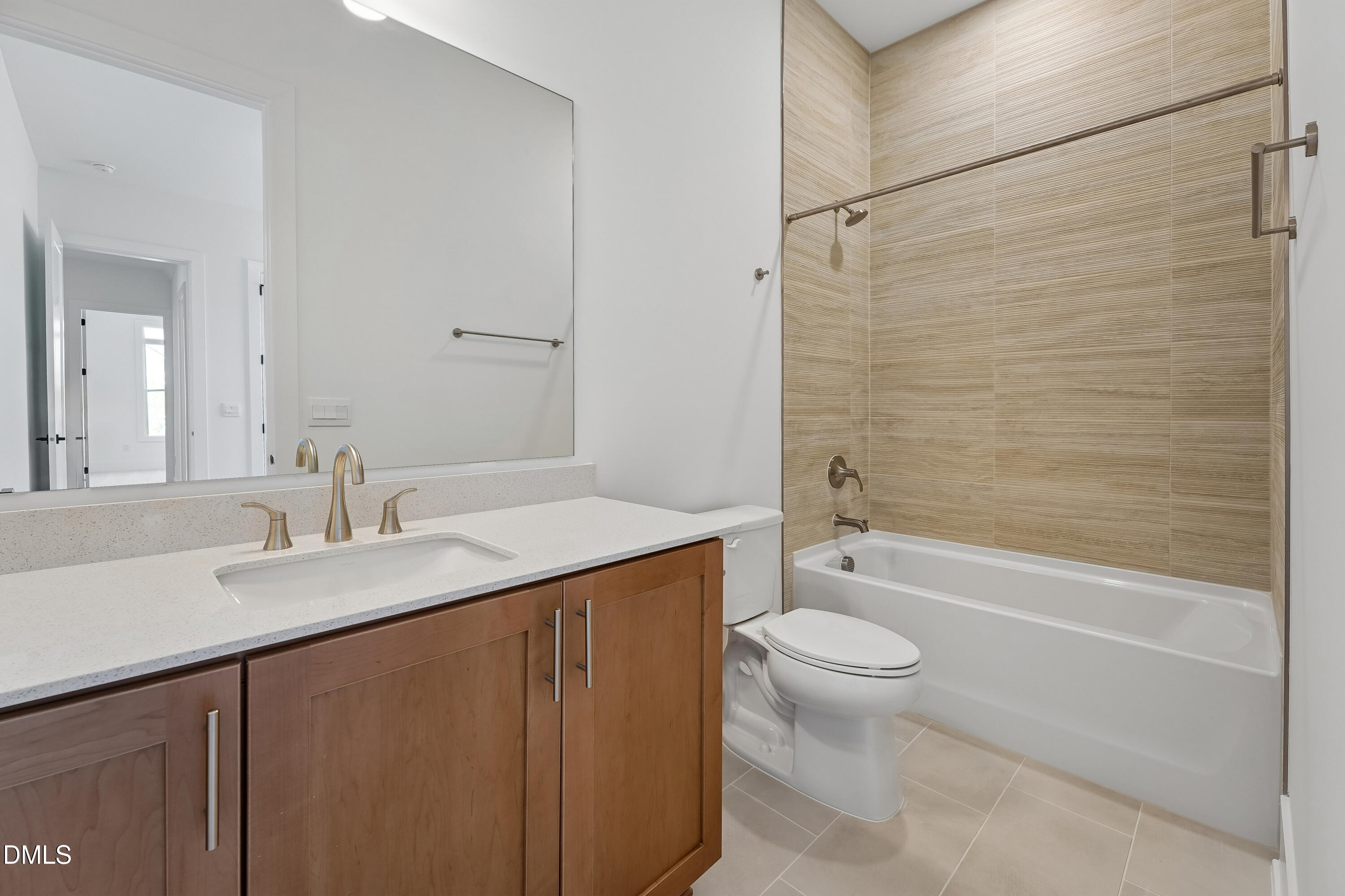 121 Dunton Street Property Photo 10