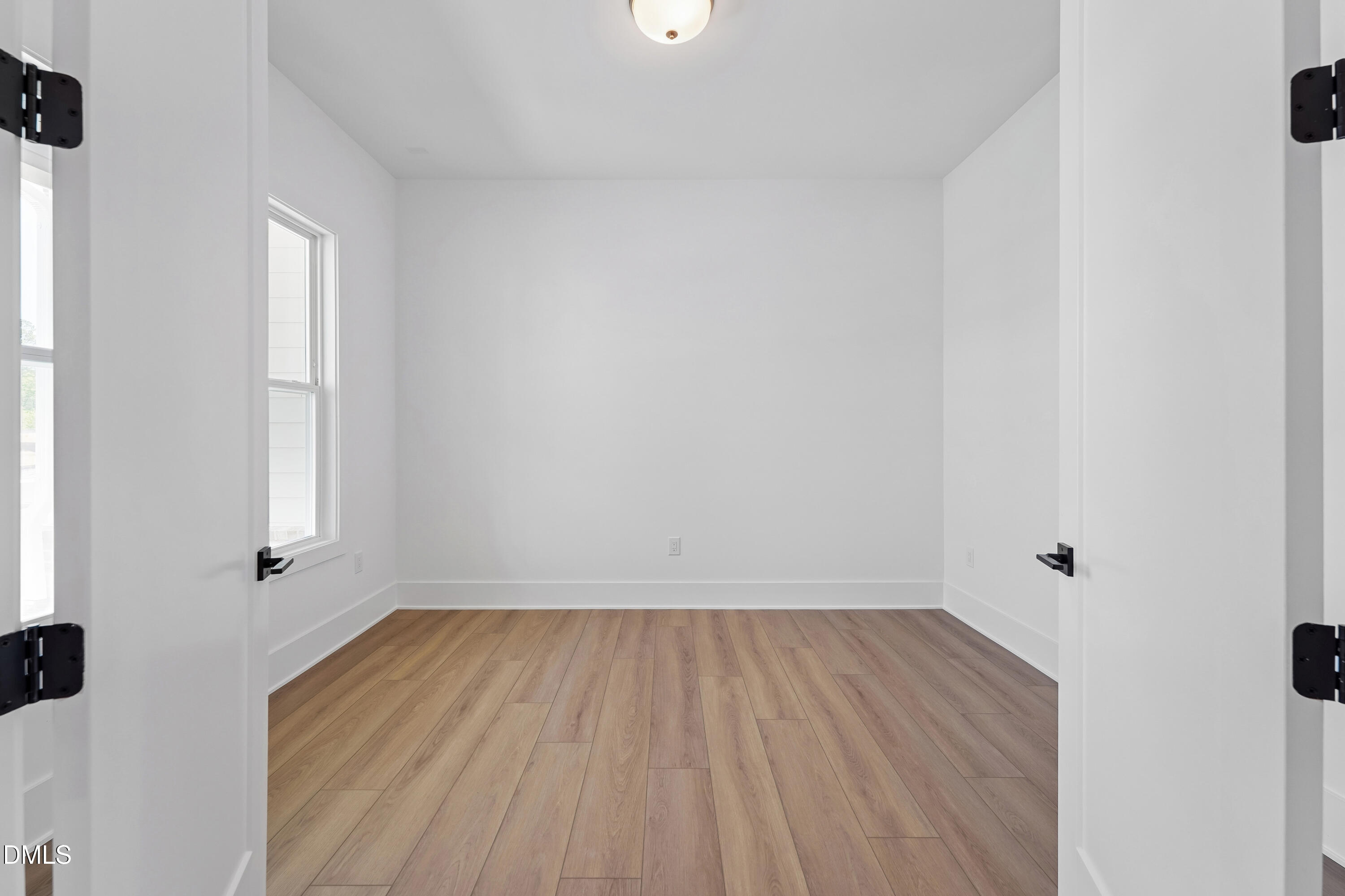 121 Dunton Street Property Photo 22