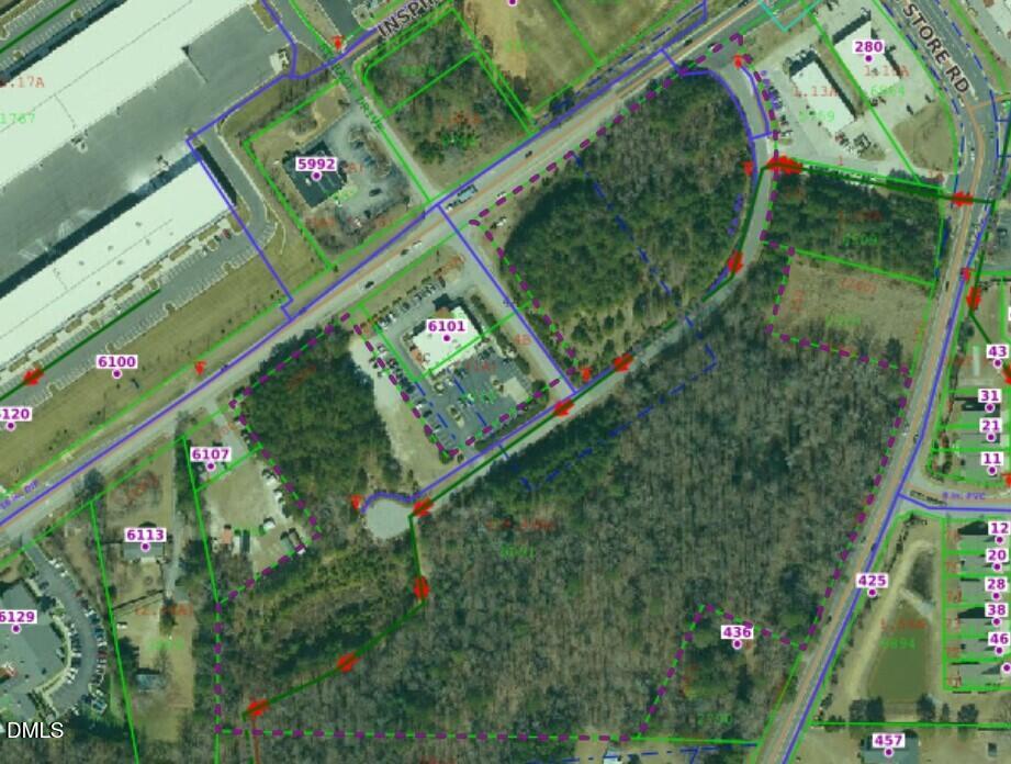 6109 Veterans Parkway Property Photo 5