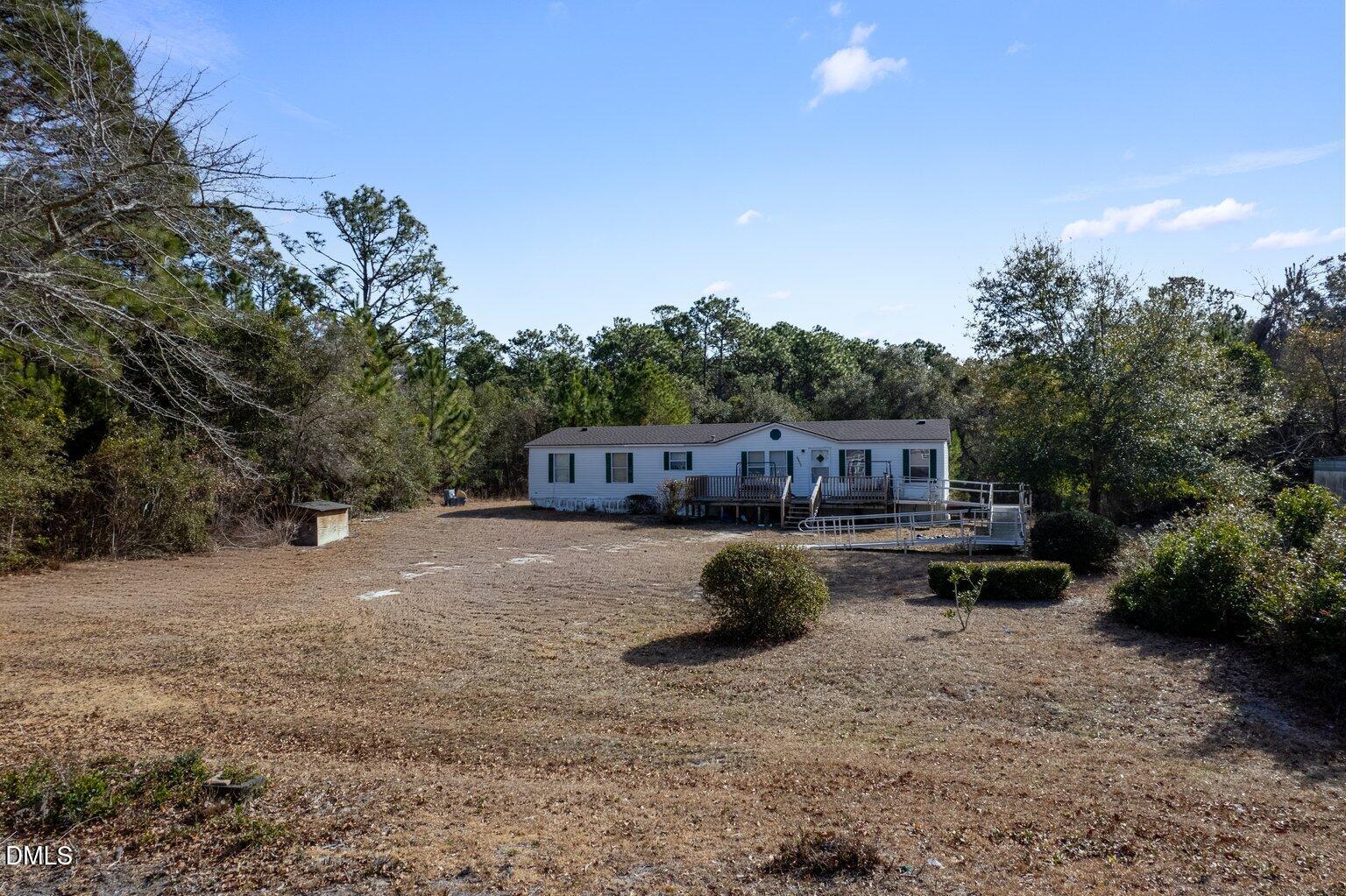 2564 SE River Road SE