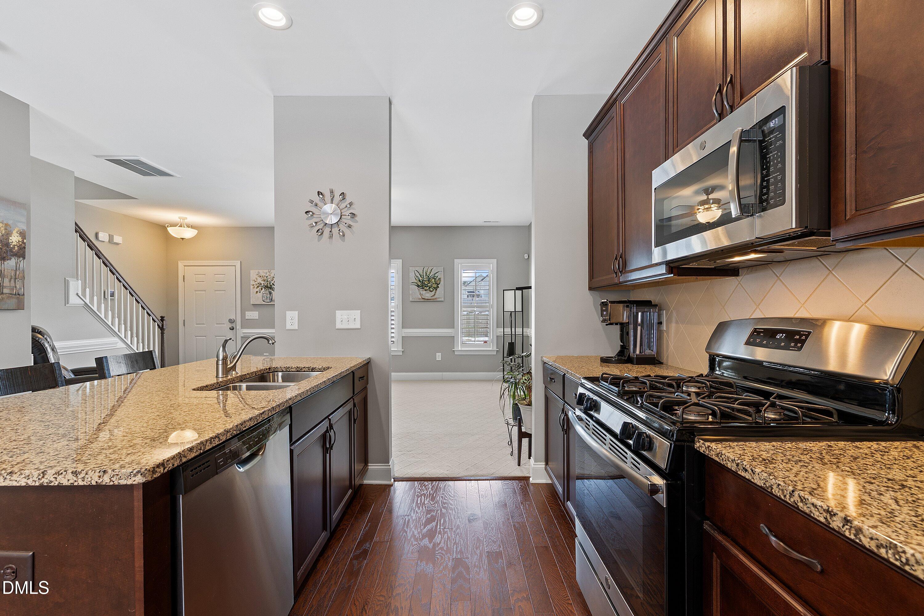 603 Lakemont Drive Property Photo 5