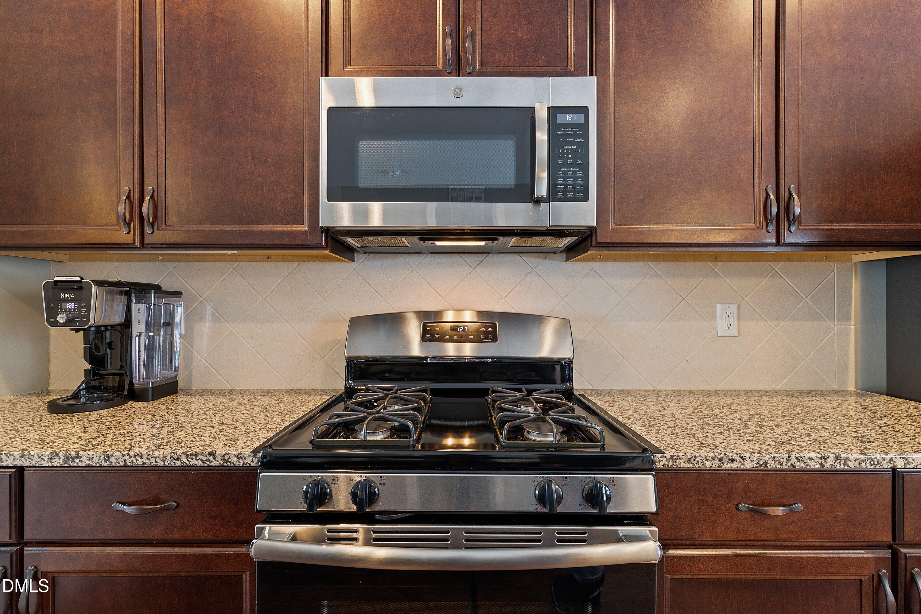 603 Lakemont Drive Property Photo 6