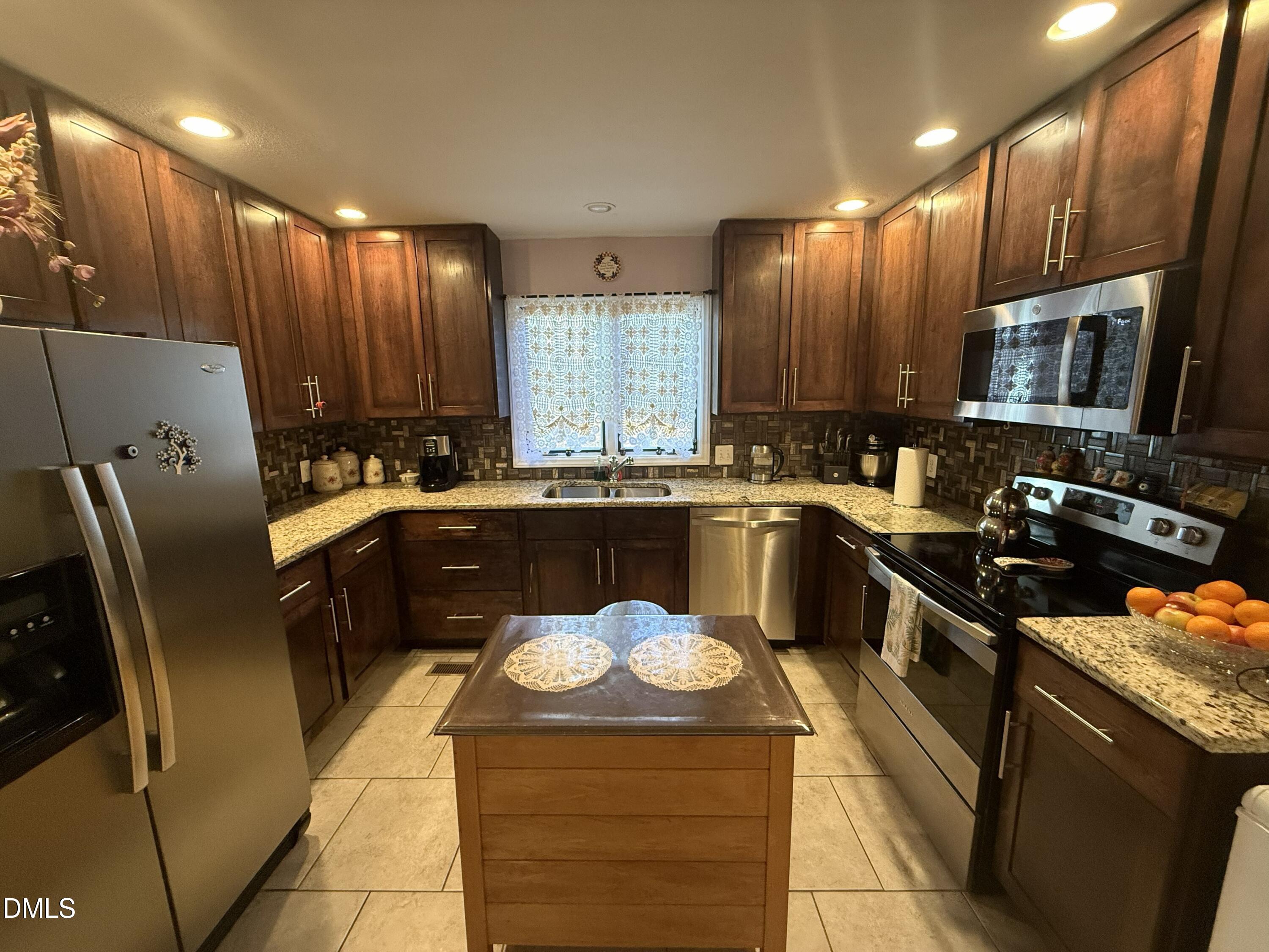 465 Harbor Trace Property Photo 9