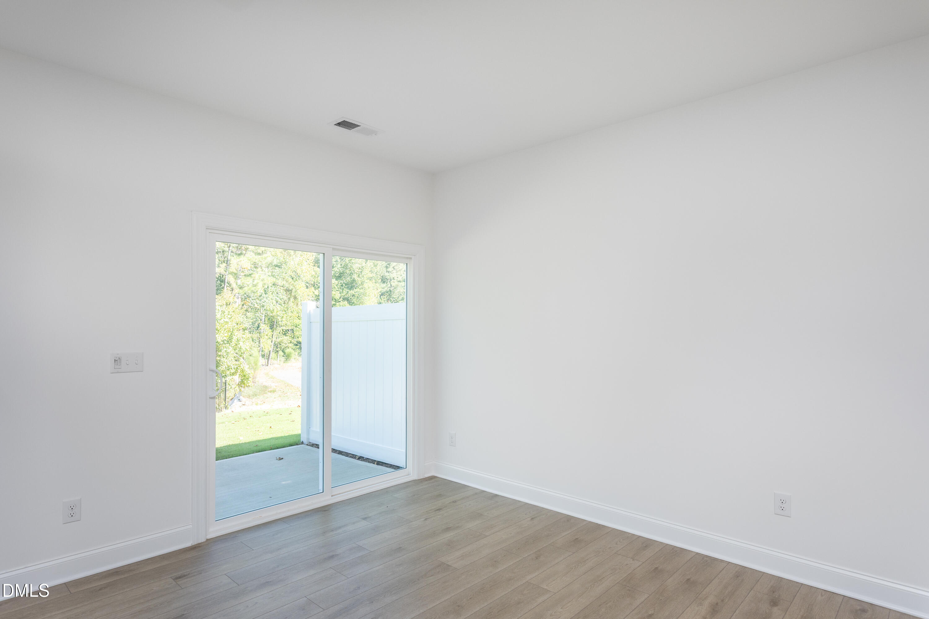 5418 Running Fox Lane Property Photo 9