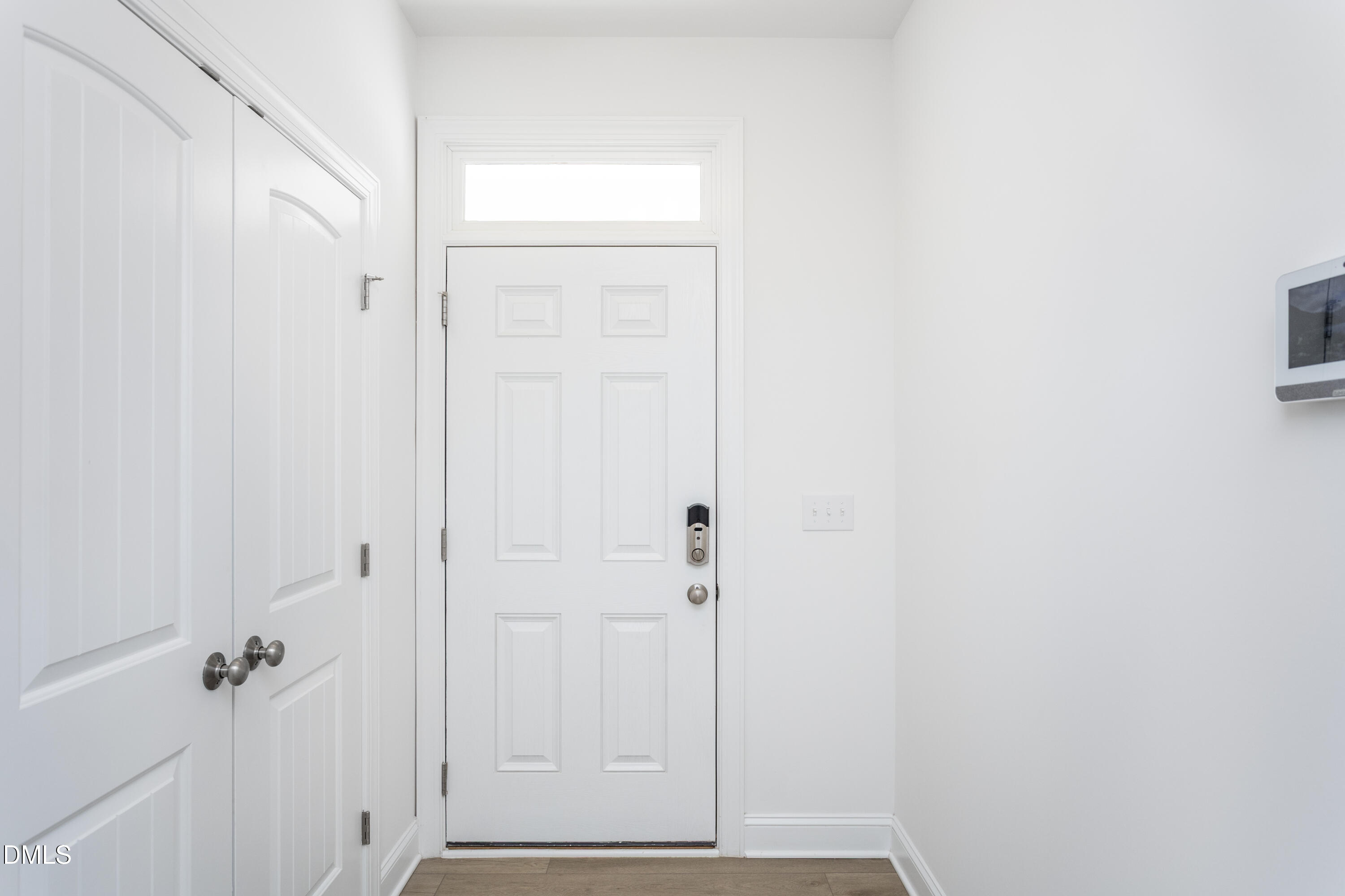 5422 Running Fox Lane Property Photo 3