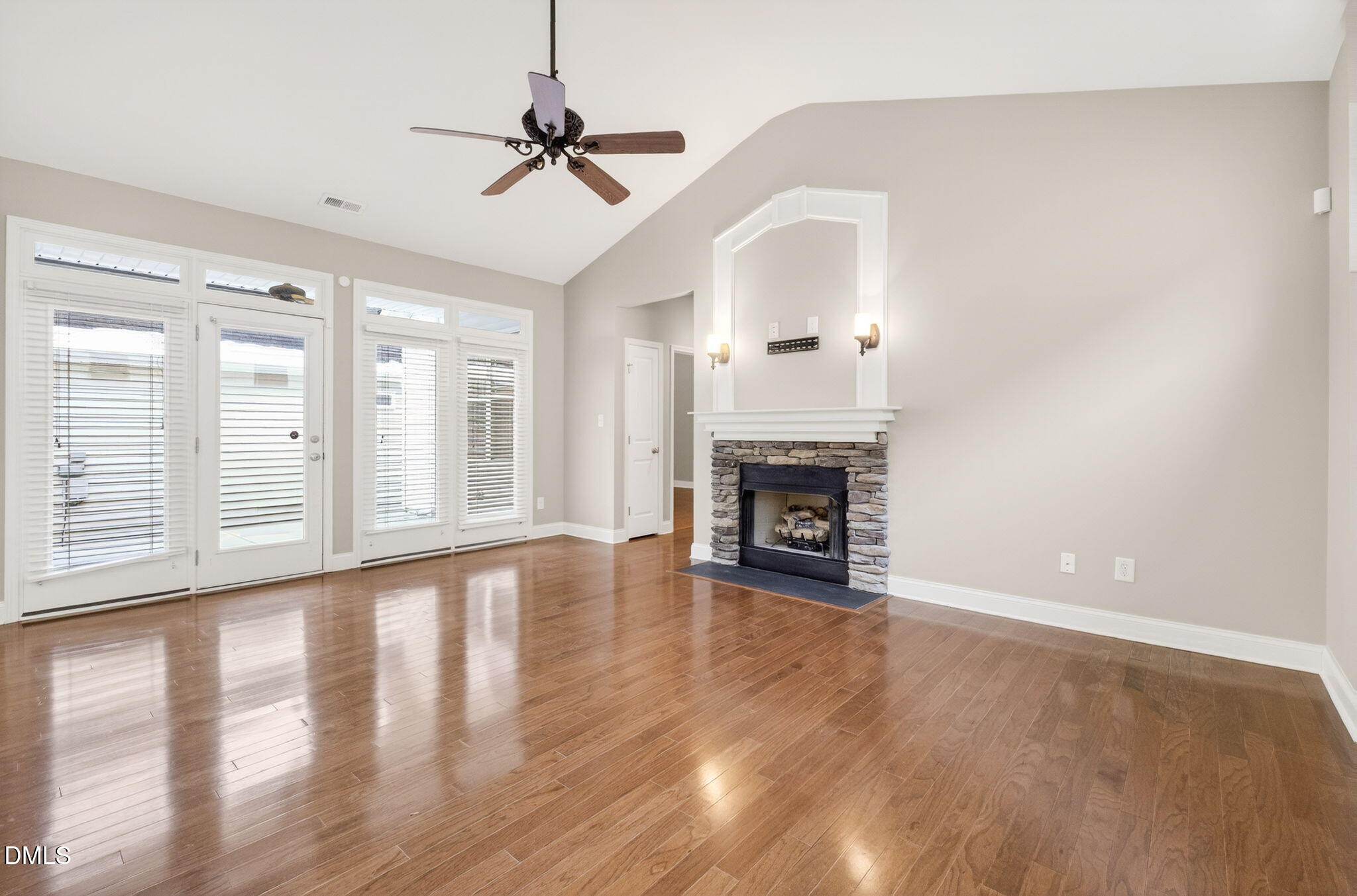 54 Denby Circle Property Photo 8