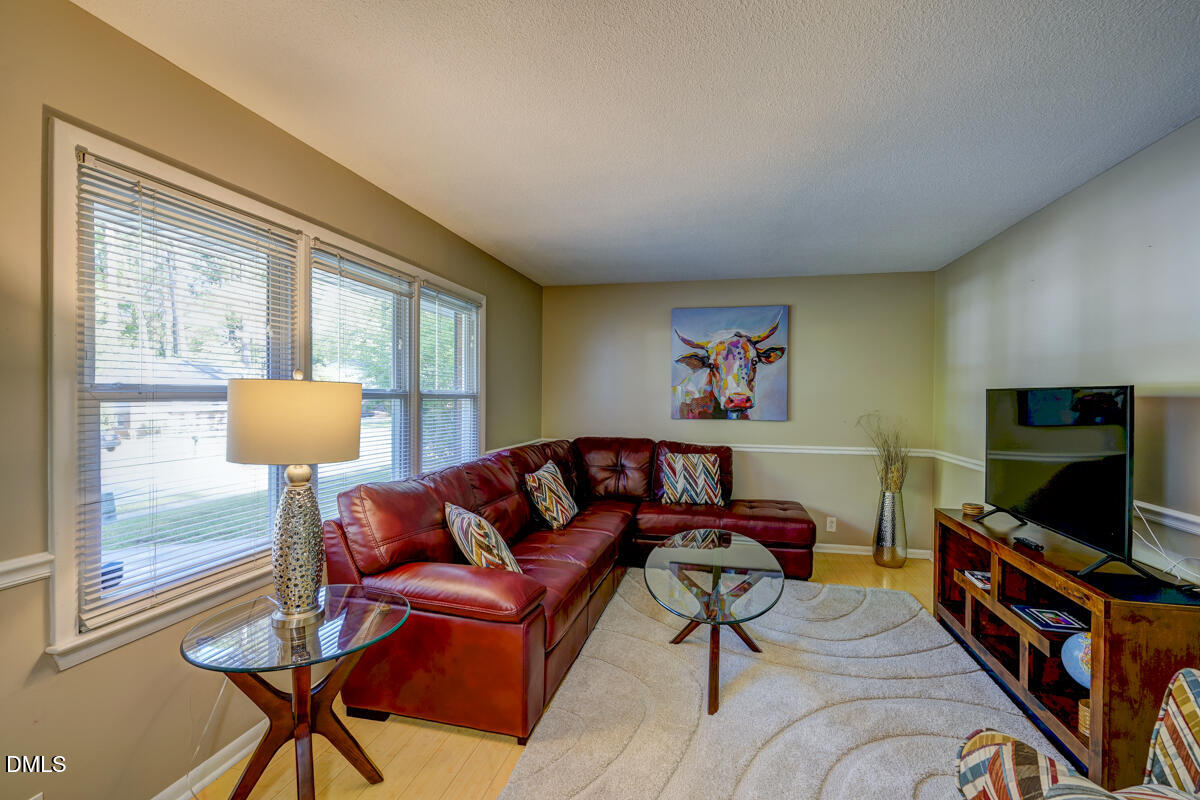 3418 Huntleigh Drive Property Photo 9