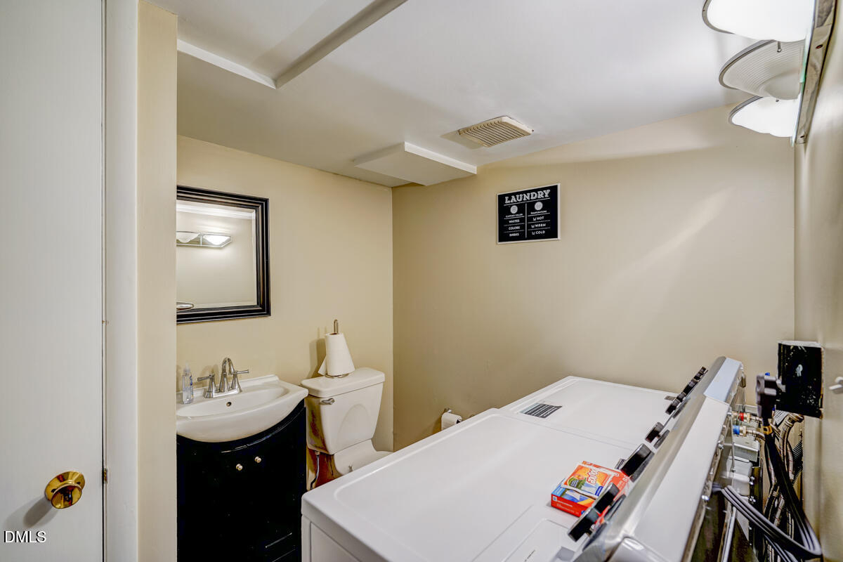 3418 Huntleigh Drive Property Photo 35