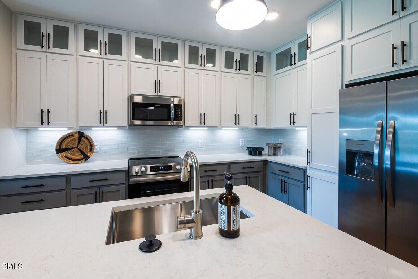 600 Carraway Crossing B4 Property Photo 24