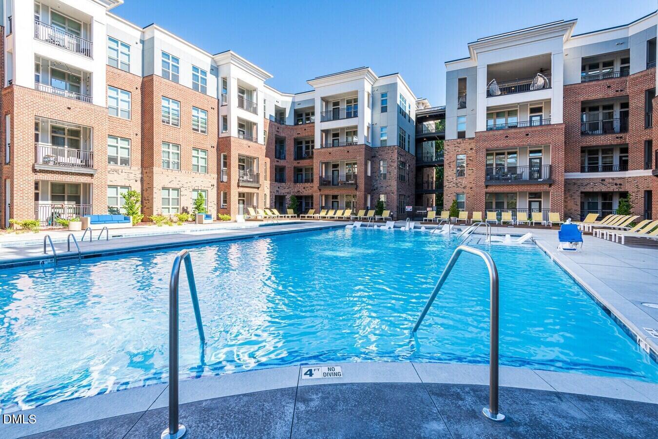 600 Carraway Crossing B4 Property Photo 28