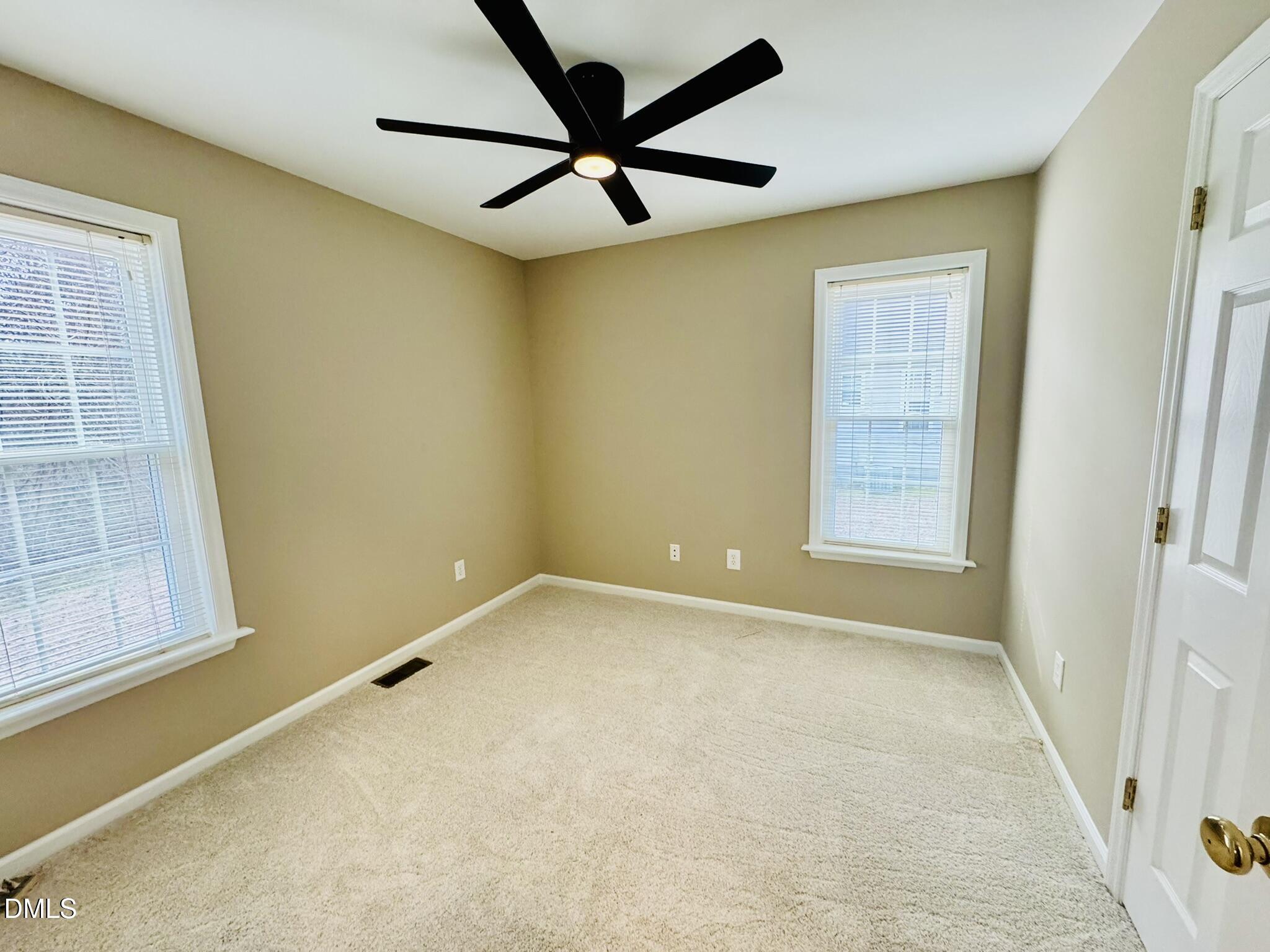 6904 Fox Haven Place Property Photo 15
