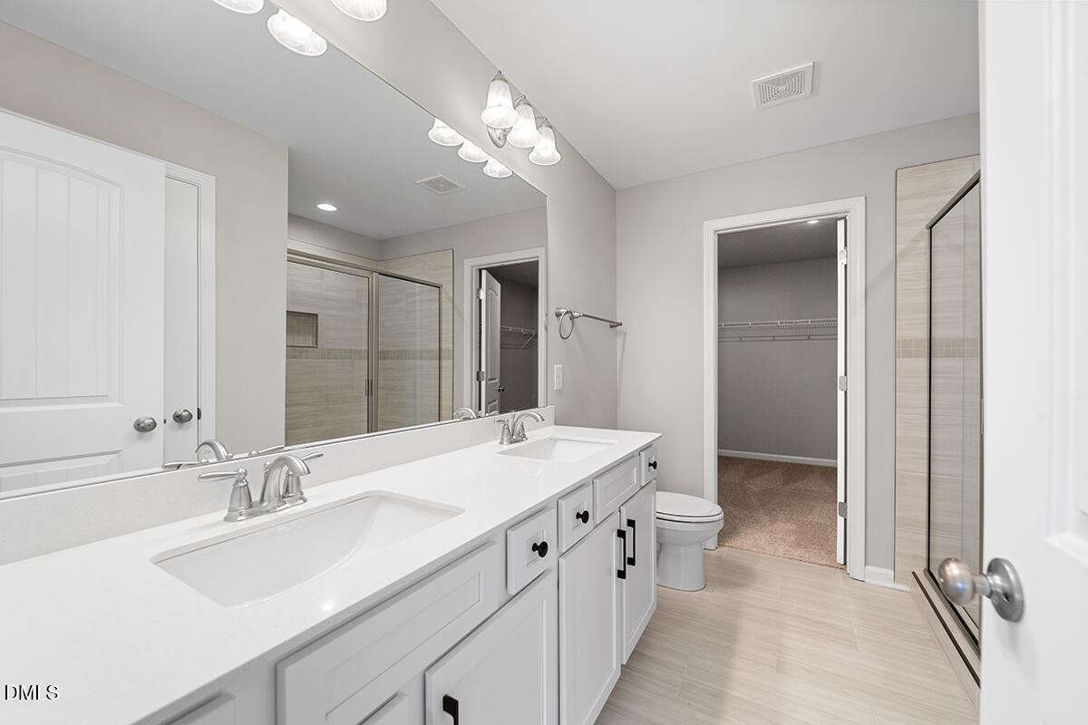 1434 Reading Court Property Photo 9