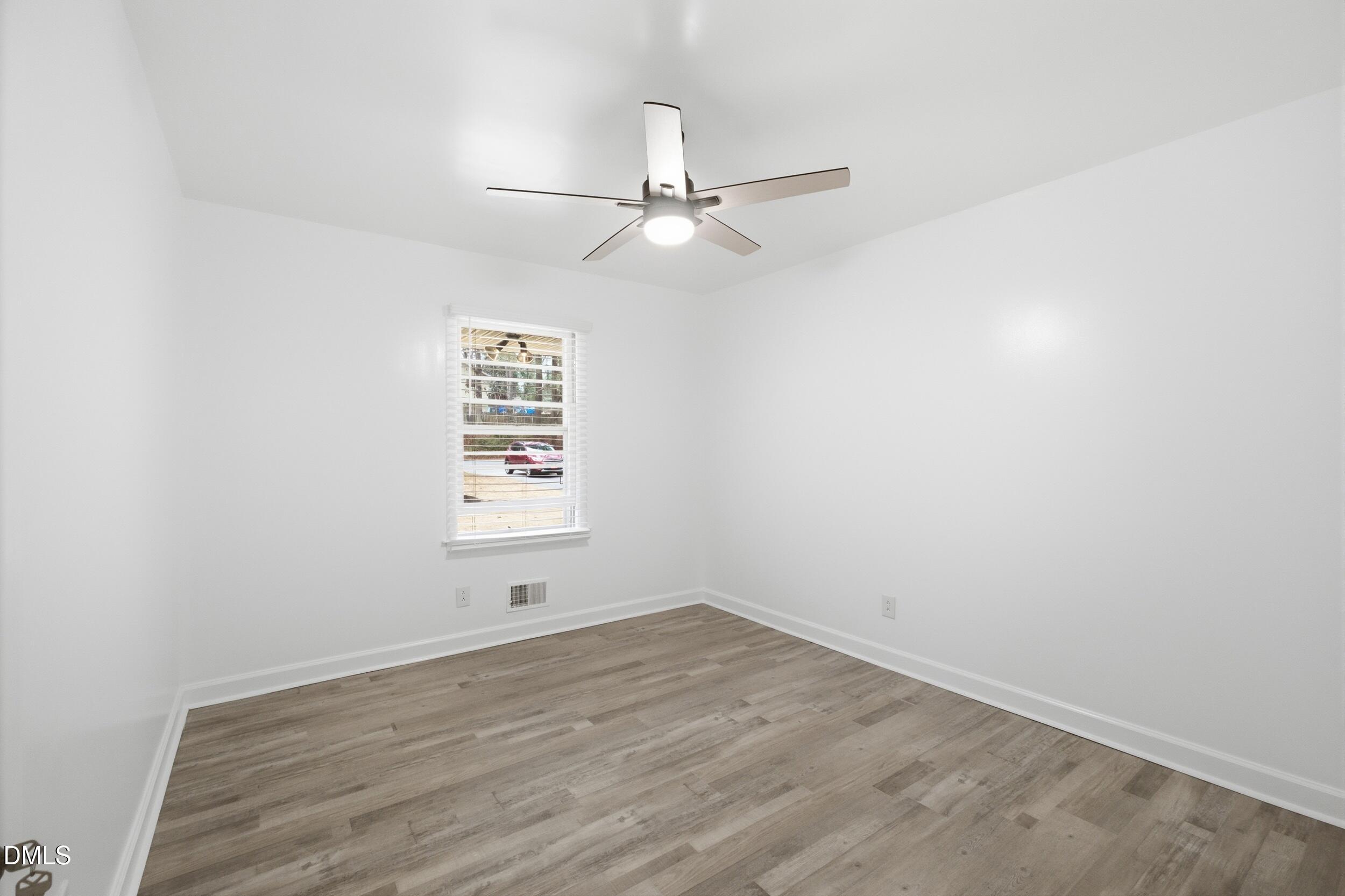 208 Lynnwood Estates Drive Property Photo 19
