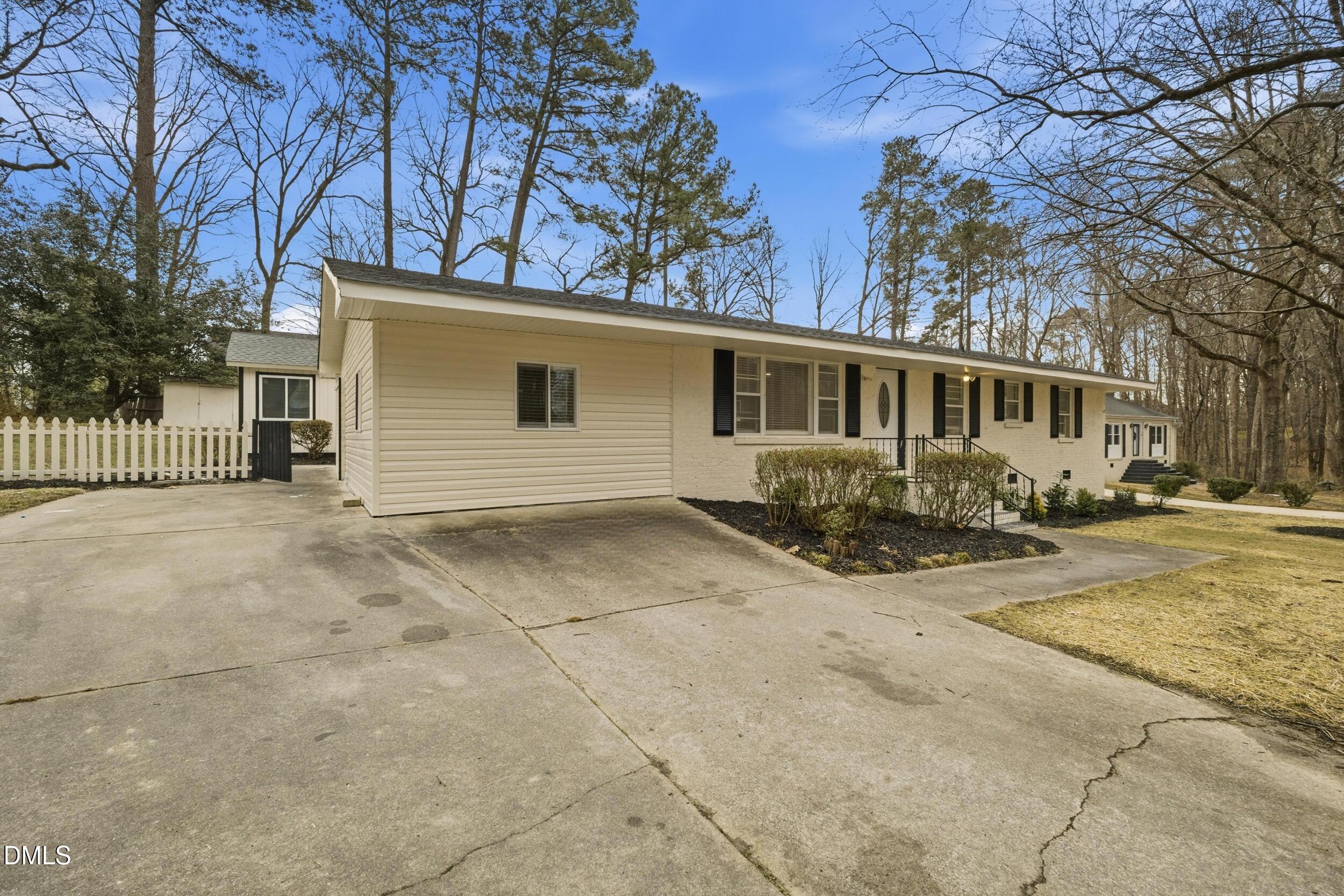 208 Lynnwood Estates Drive Property Photo 37