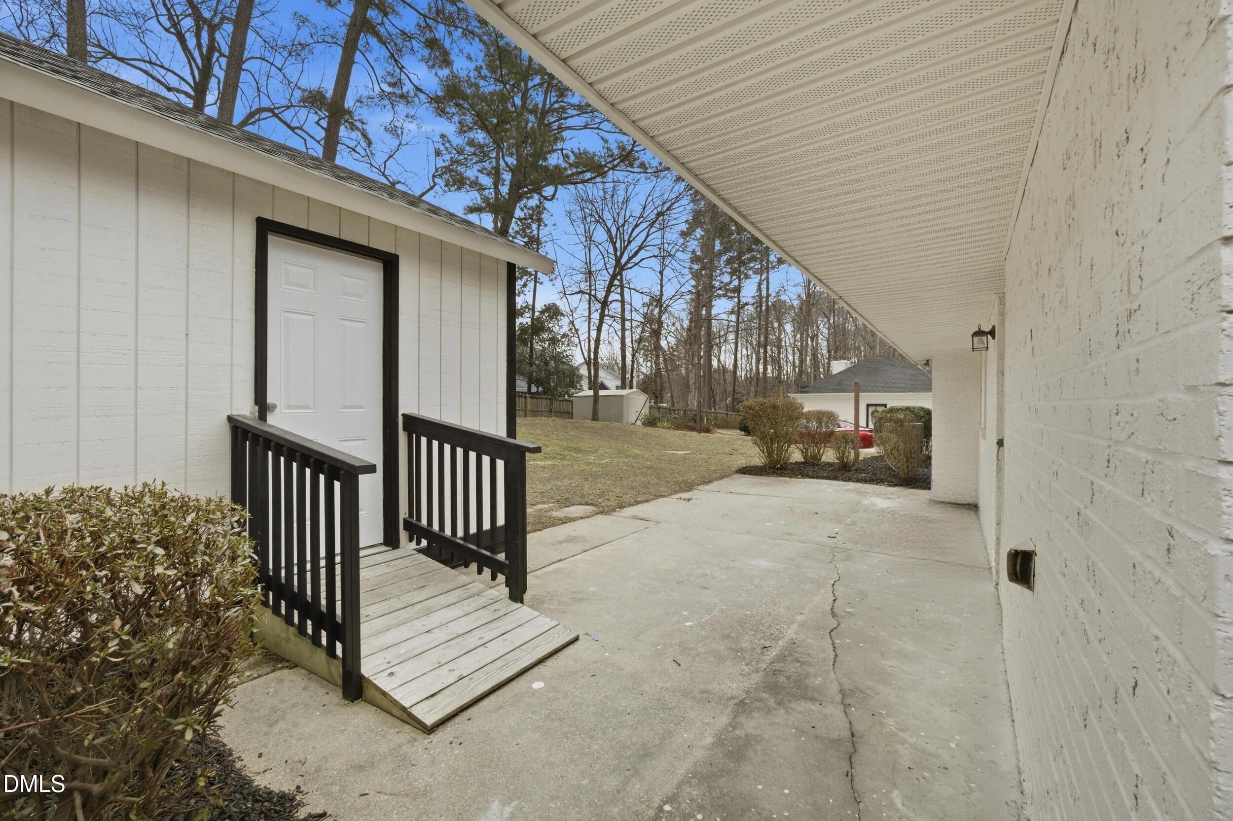208 Lynnwood Estates Drive Property Photo 38