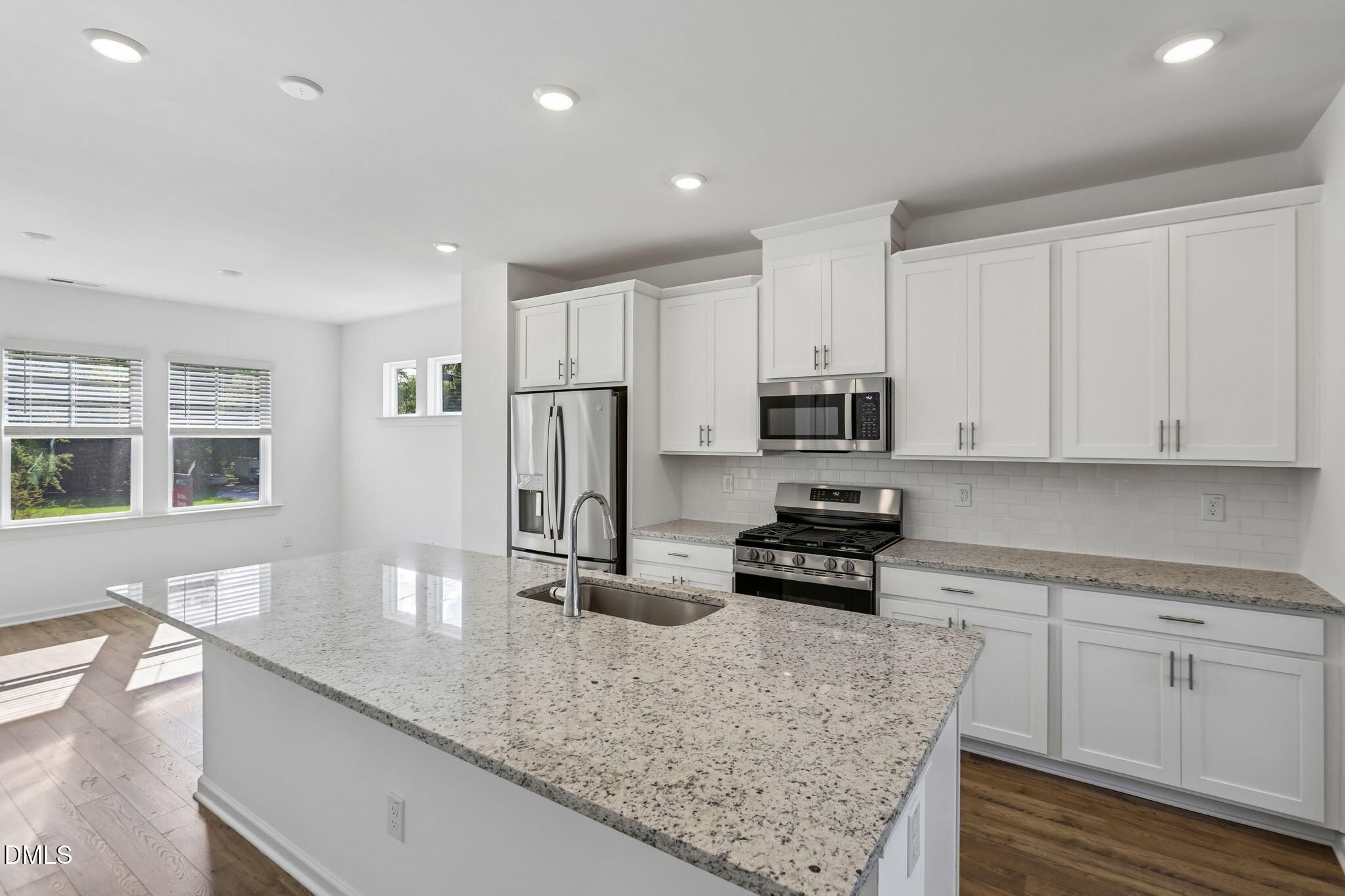 1320 W Garner Road 100 Property Photo 14