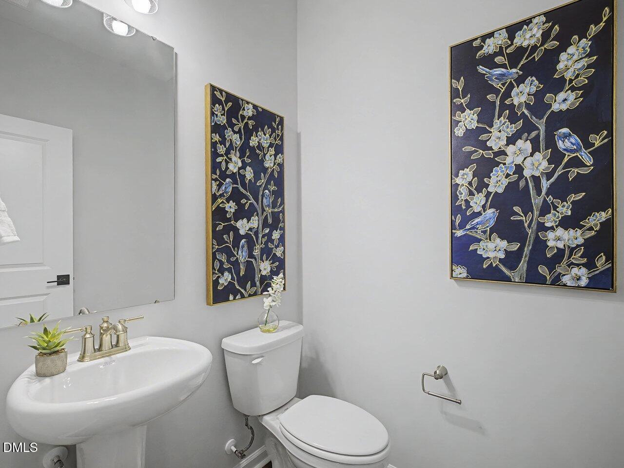 115 Circle City Way Property Photo 6