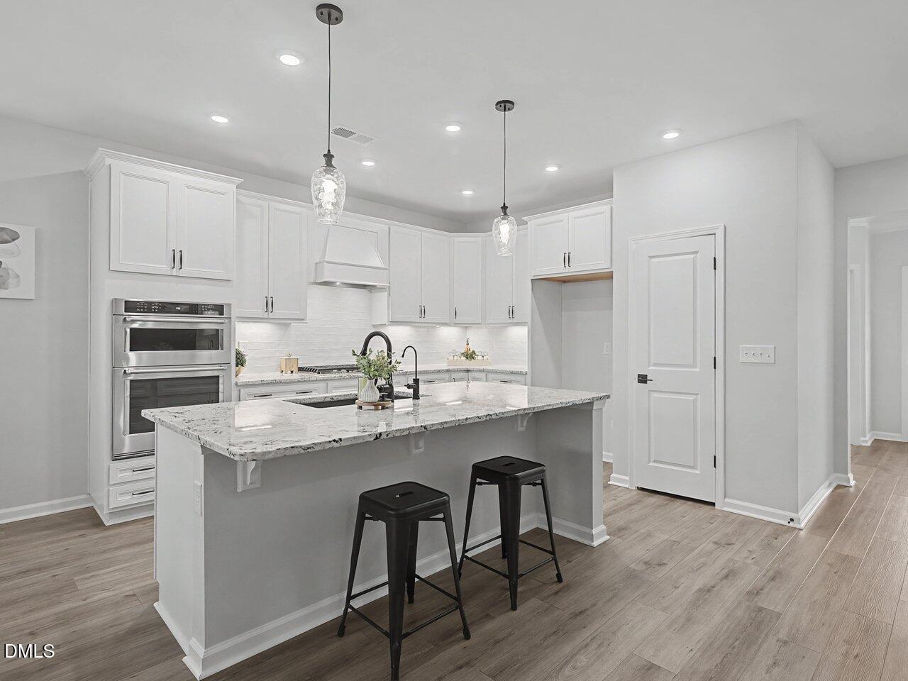 115 Circle City Way Property Photo 11