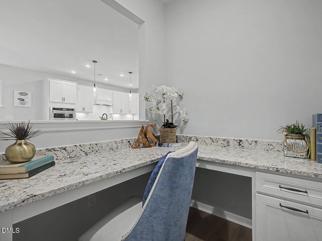 115 Circle City Way Property Photo 31