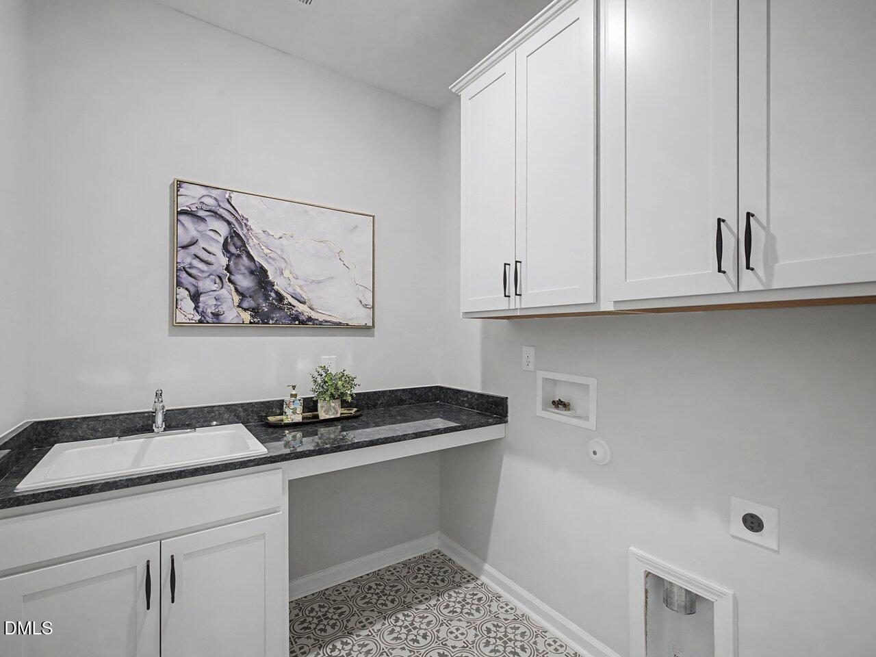 115 Circle City Way Property Photo 45