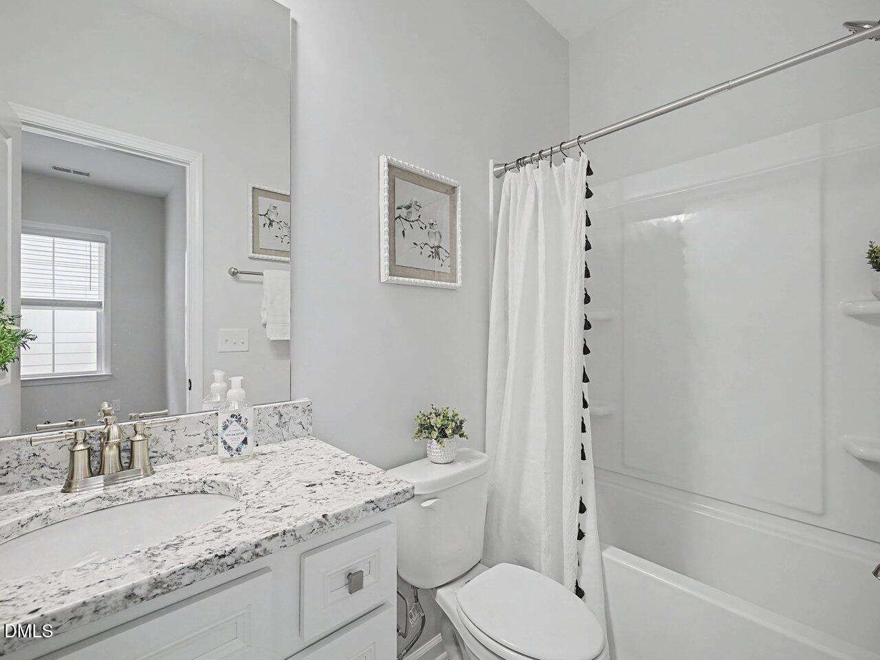 115 Circle City Way Property Photo 53