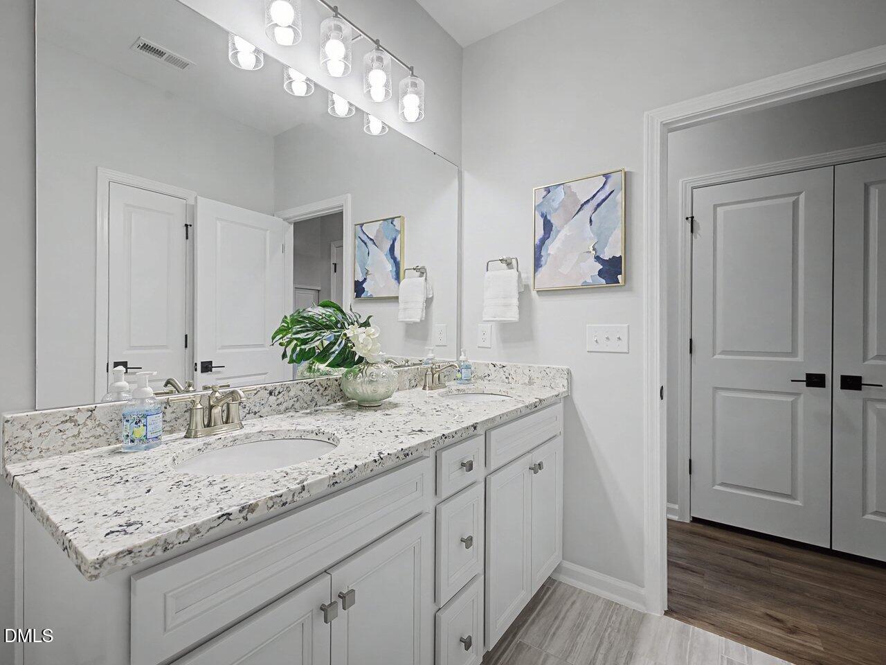 115 Circle City Way Property Photo 58
