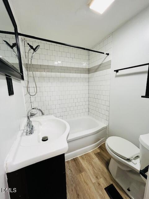 422 Conover Street Property Photo 9