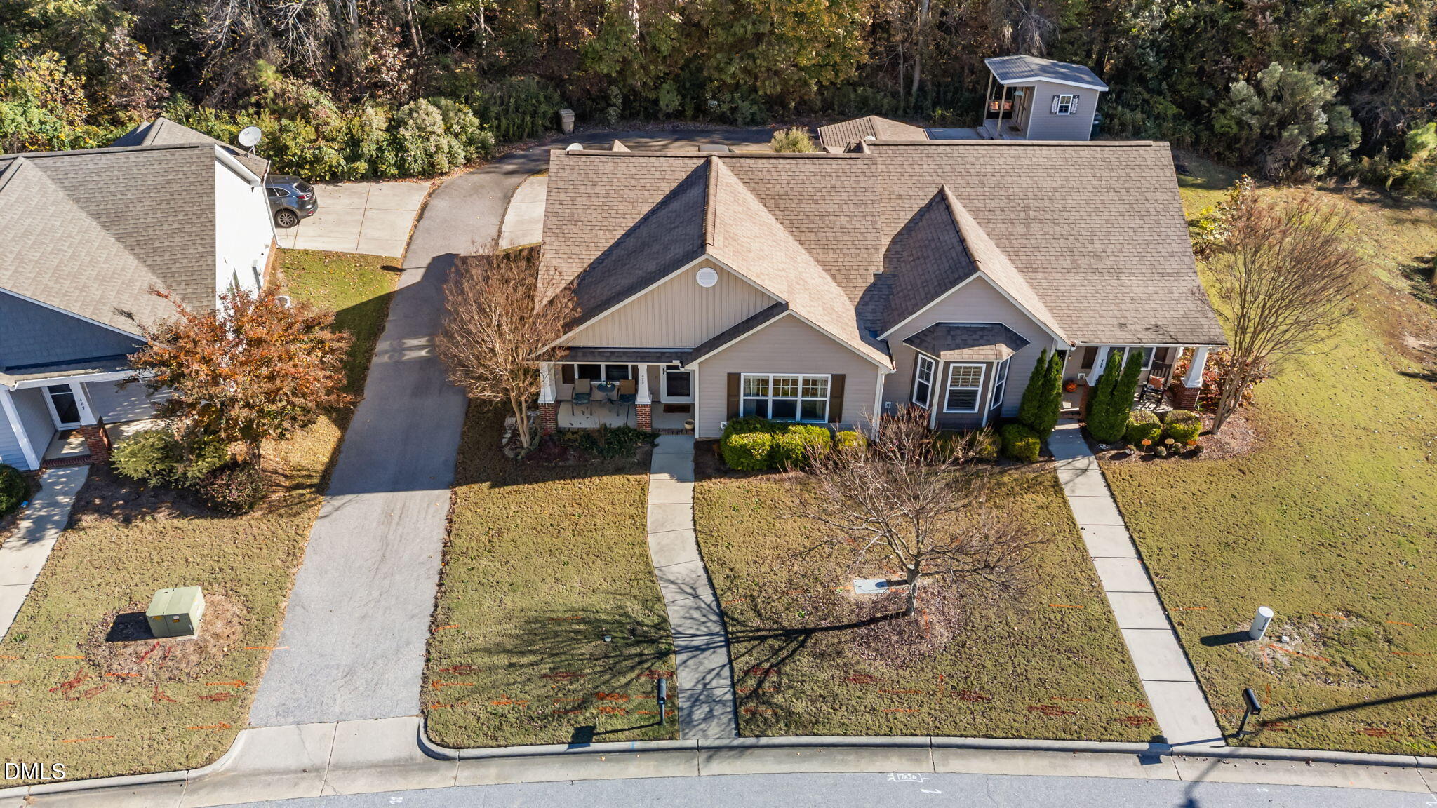 479 Winding Wood Drive Property Photo 6