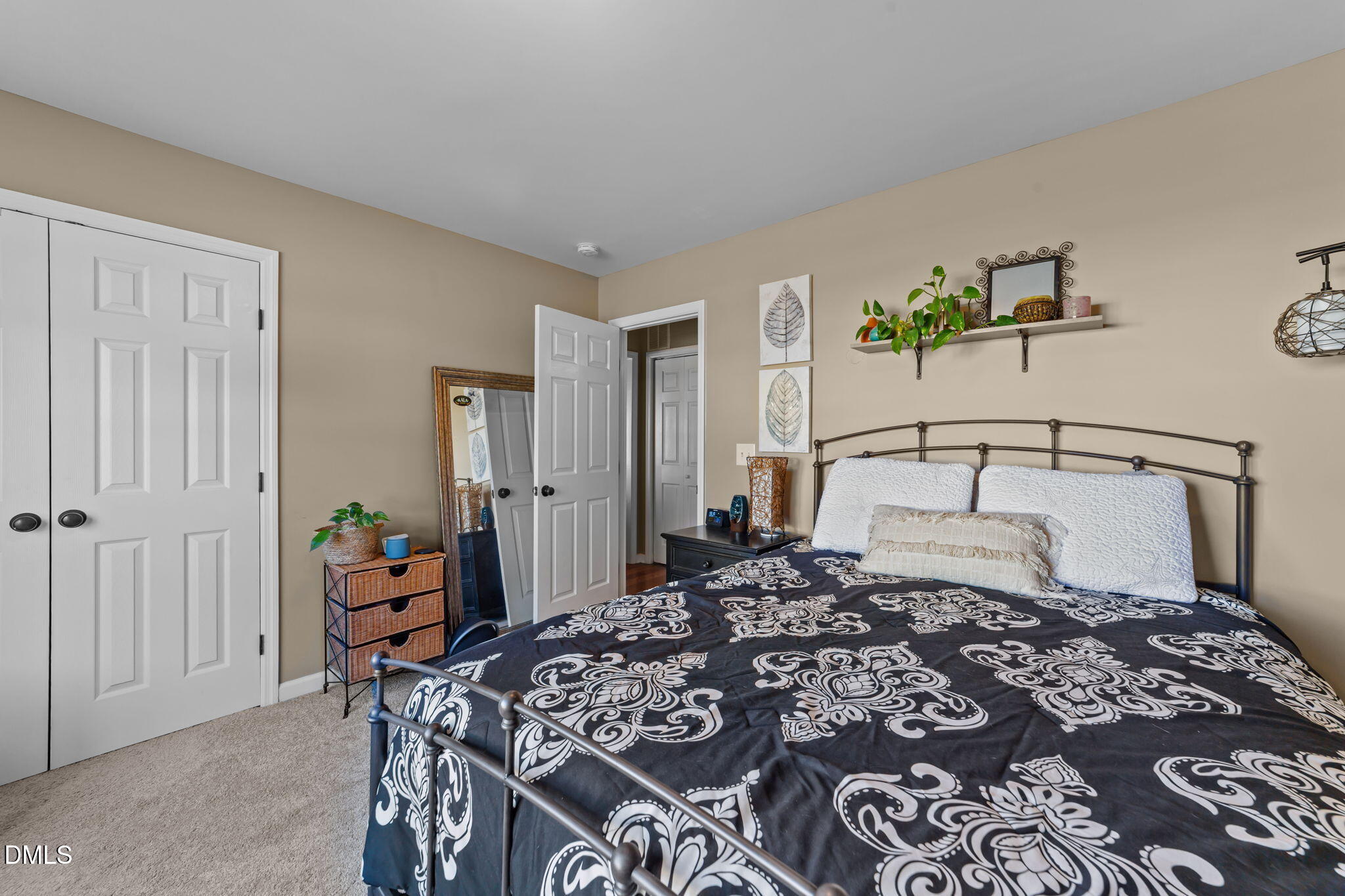 479 Winding Wood Drive Property Photo 30