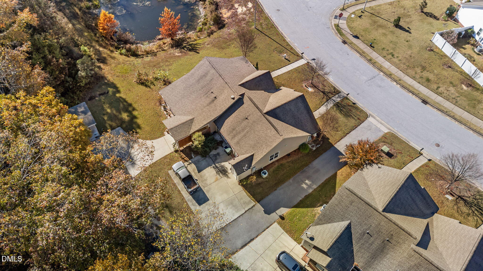 479 Winding Wood Drive Property Photo 39