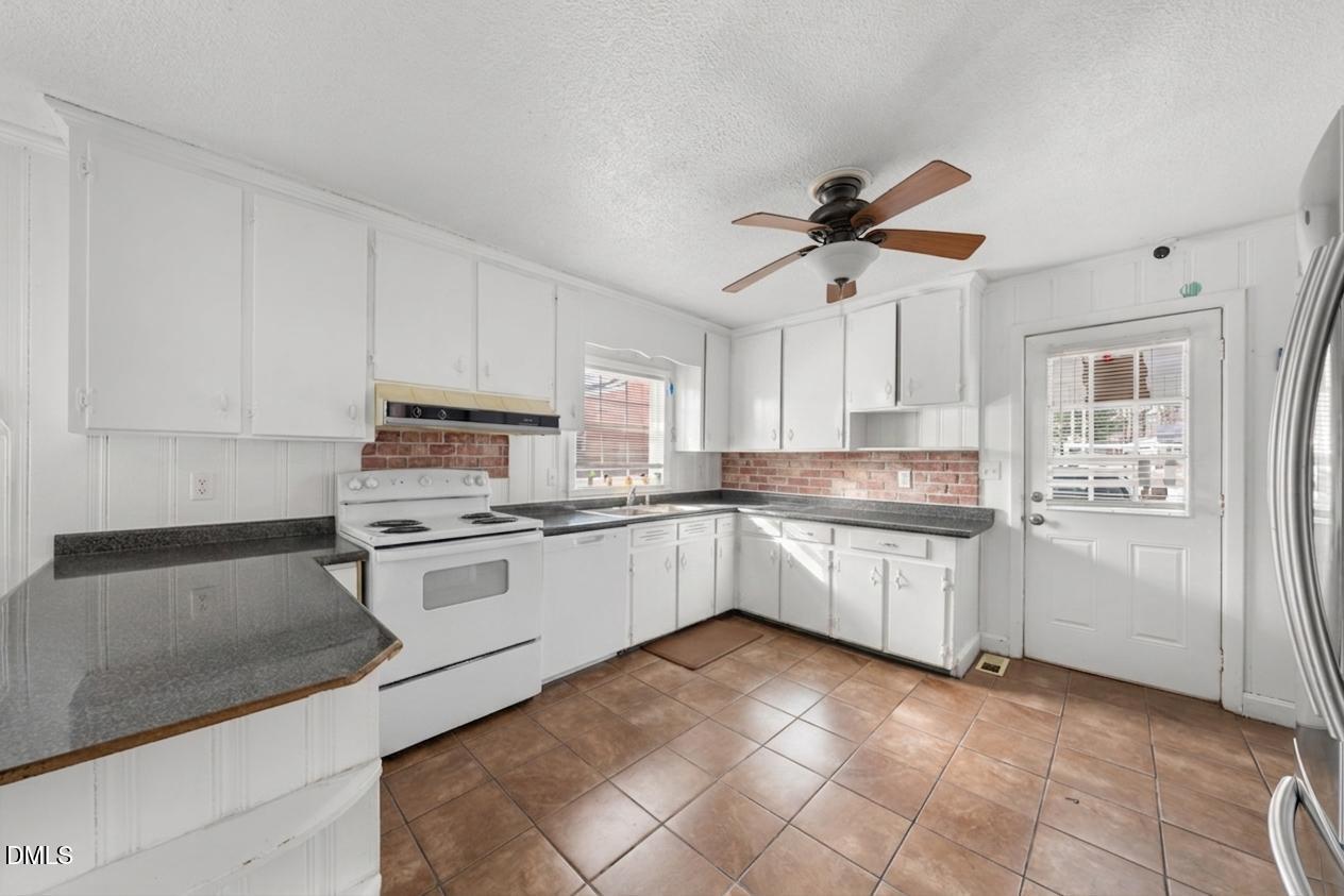 3650 Guess Road Property Photo 5