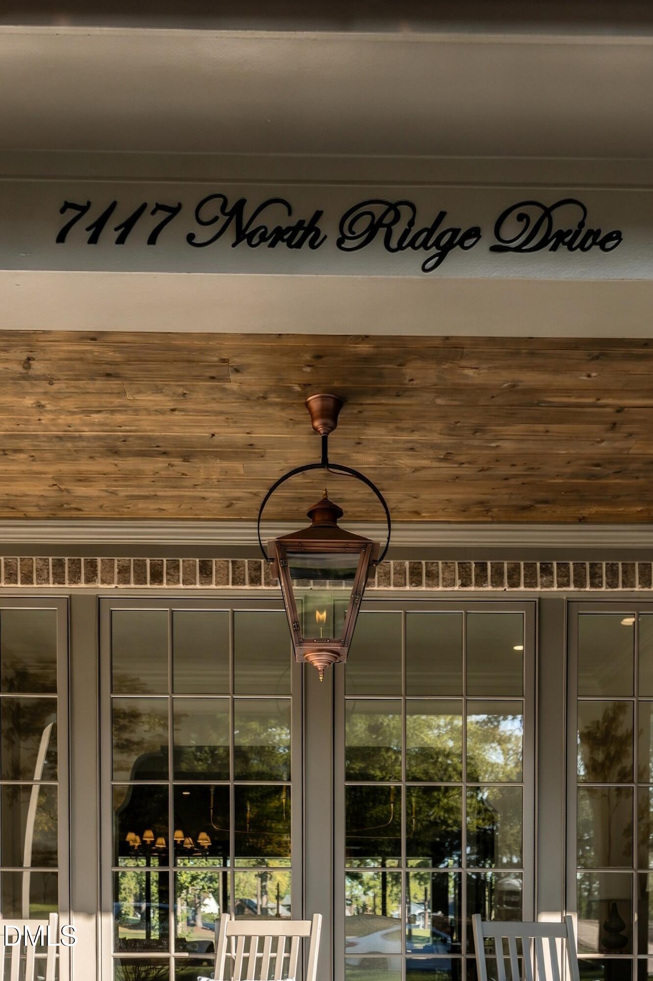 7117 North Ridge Drive Property Photo 4