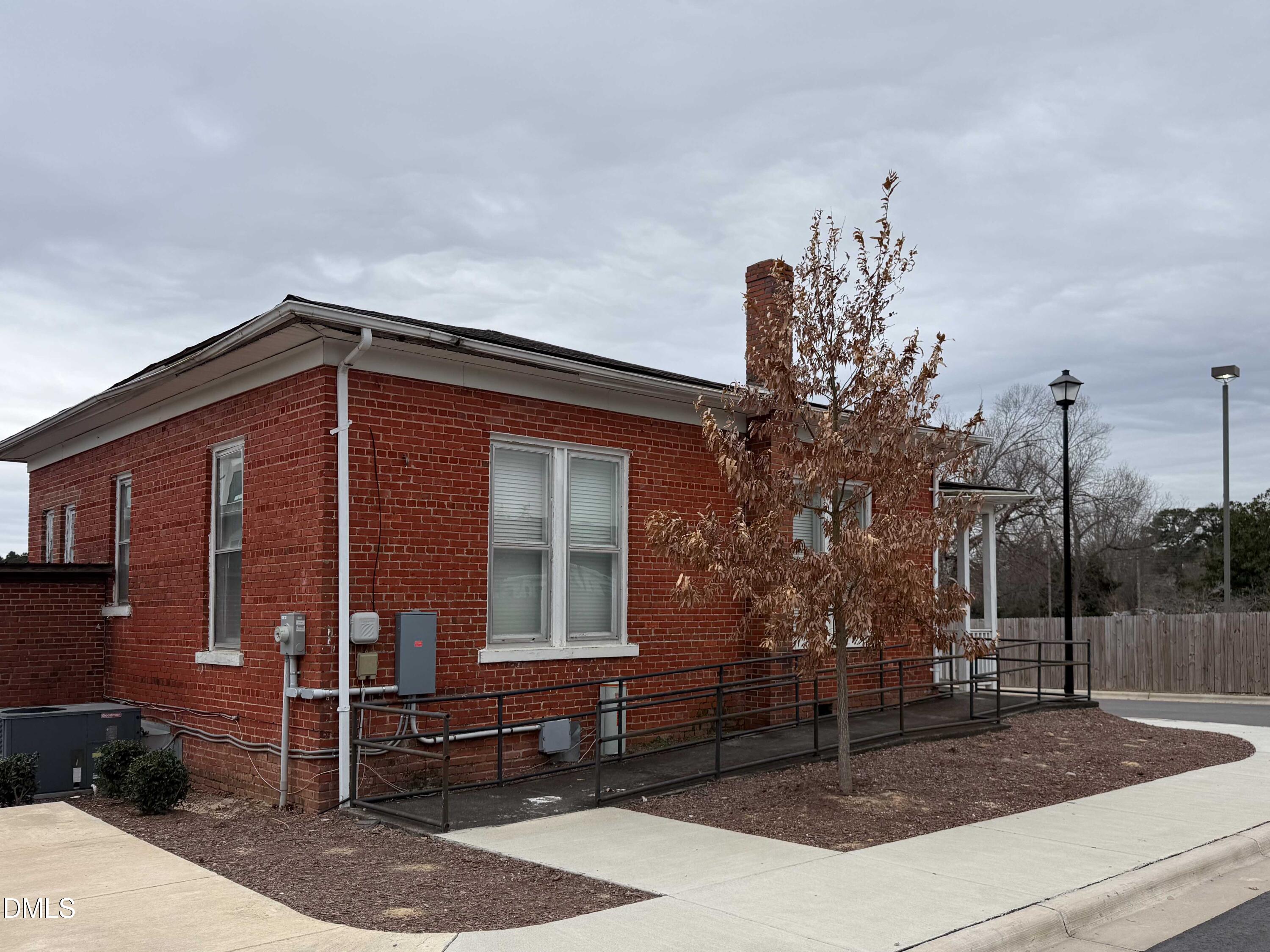 190 Mill Street Property Photo 4