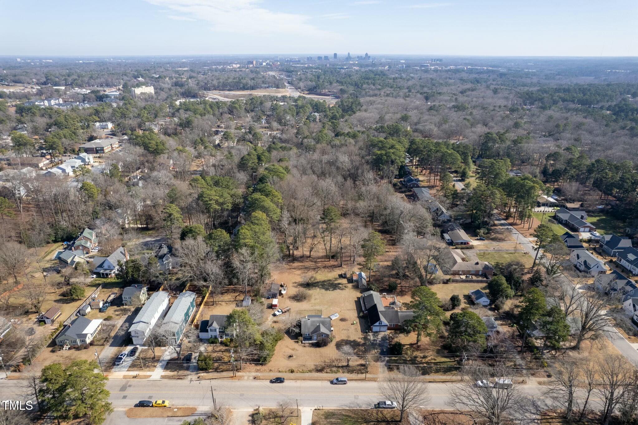 613 Powell Drive Property Photo 10