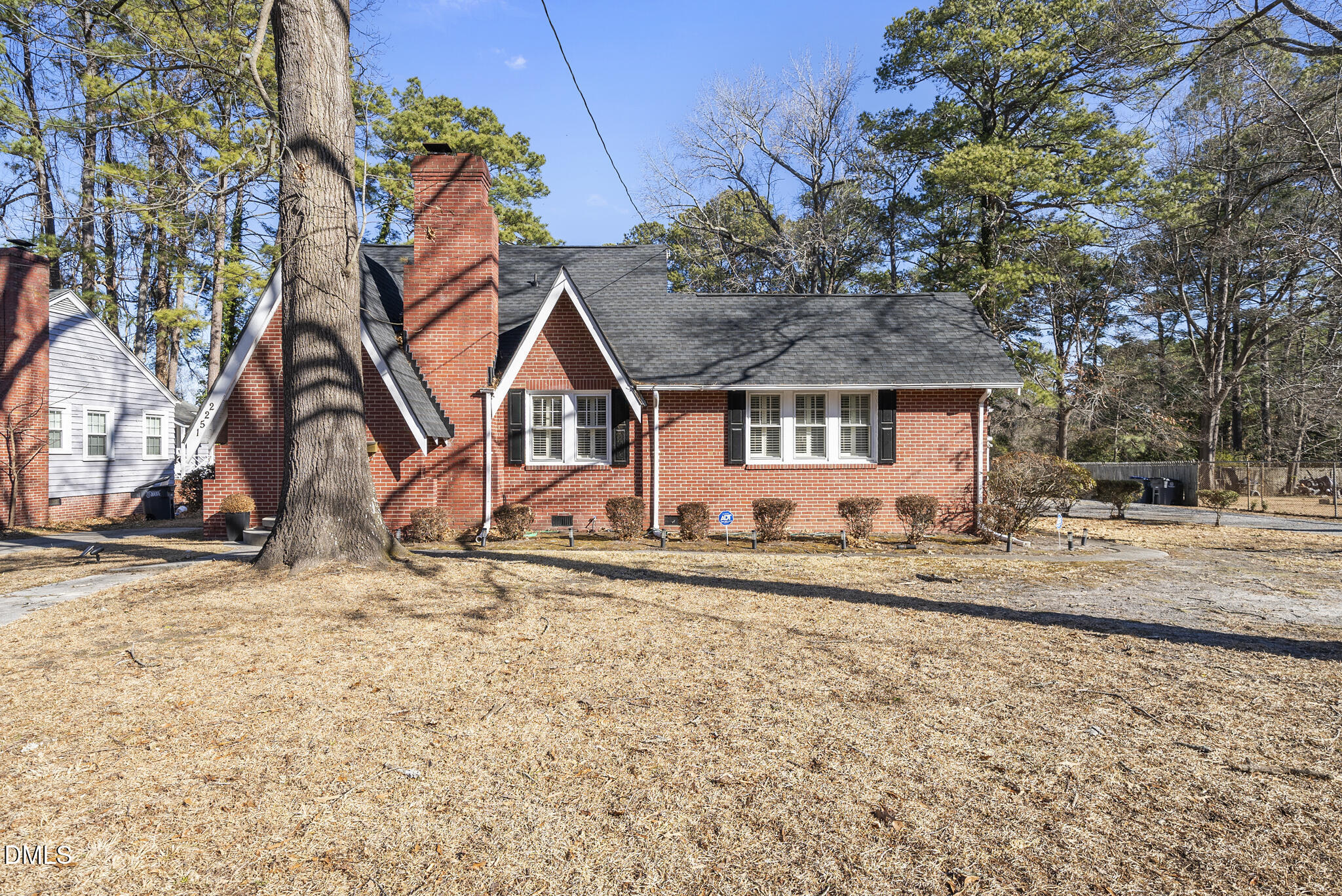 1522 W Thomas Street W Property Photo 1